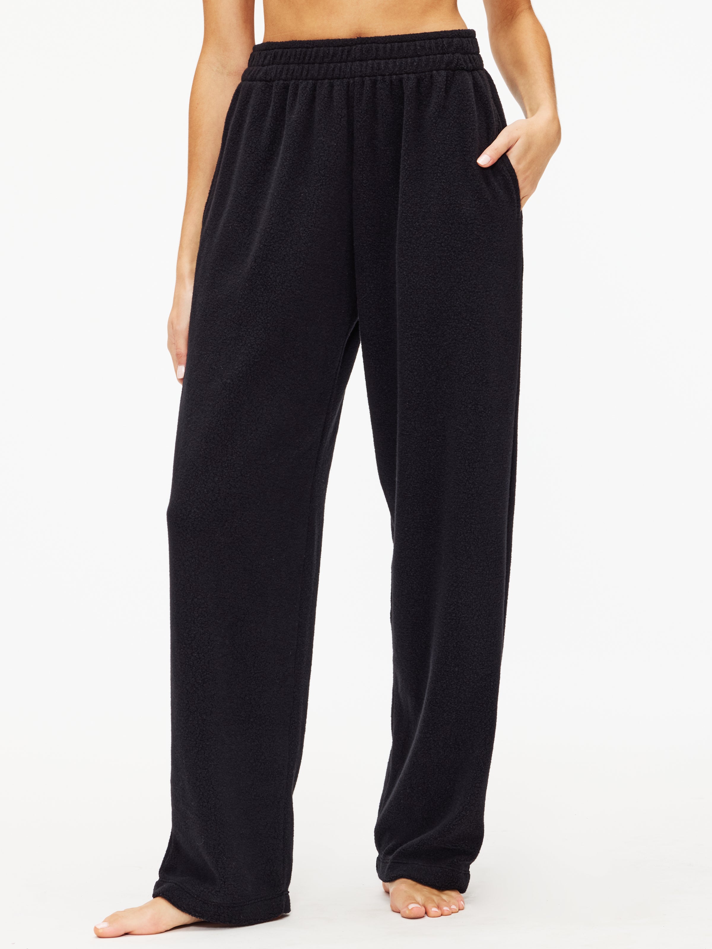Leset Teddy Jogger – The Shop at Equinox