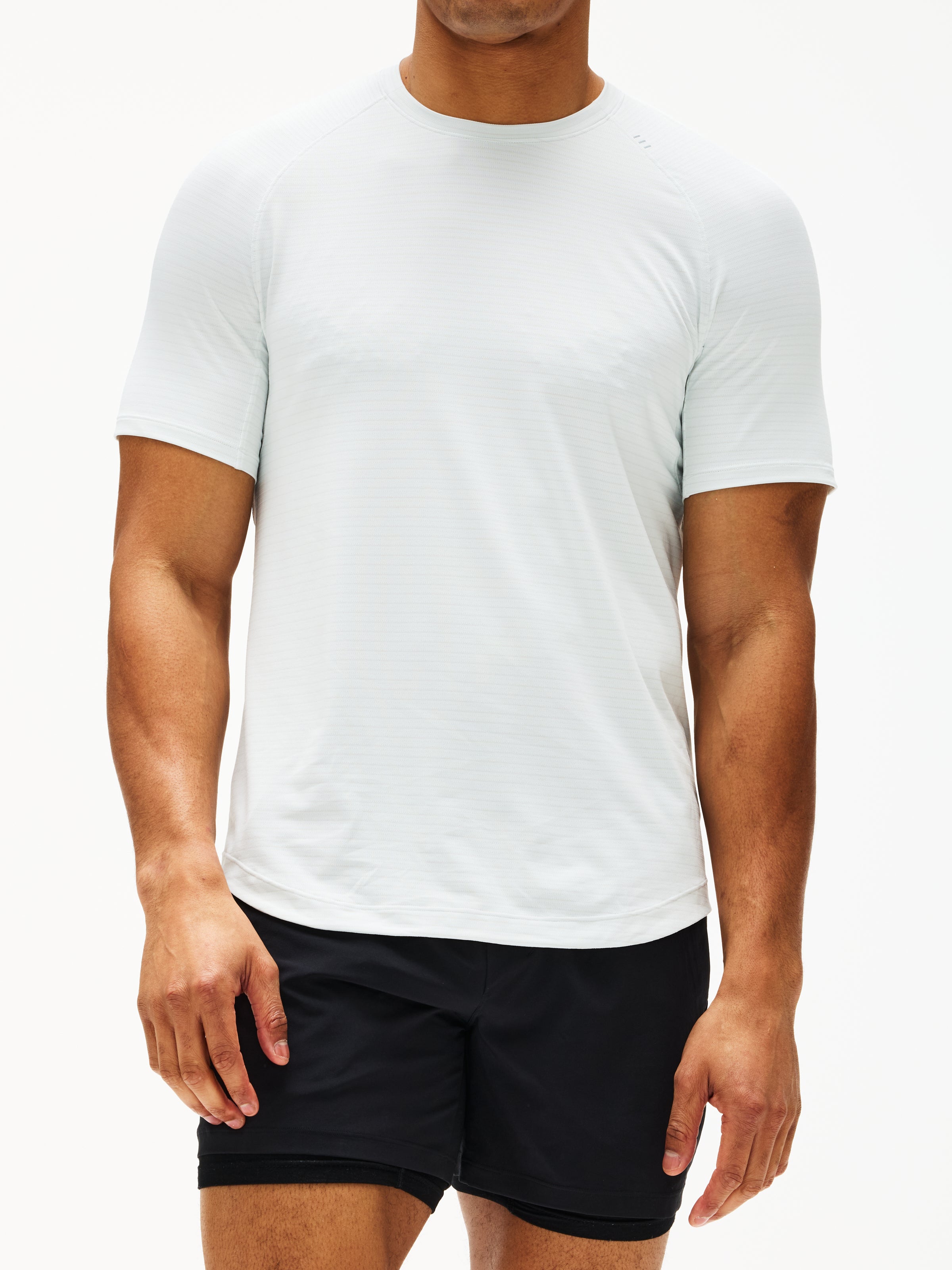 Lululemon License To Train Short Sleeve – The Shop at Equinox