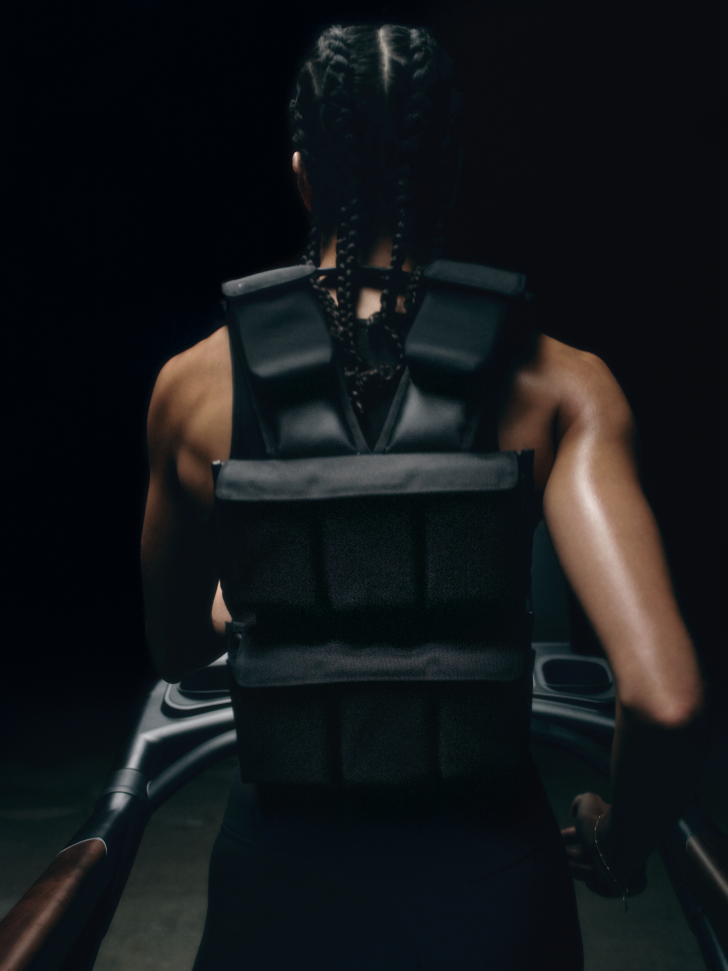kilos gear Kilogear The Equinox Precision Weighted Vest 20lb – The Shop at Equinox