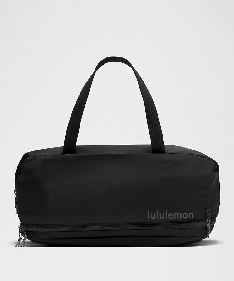 black bag lululemon All Night Festival Crossbody Micro Belt 2L making it the perfect addition to your everyday drip. lululemon Black Carolina Panthers Everywhere