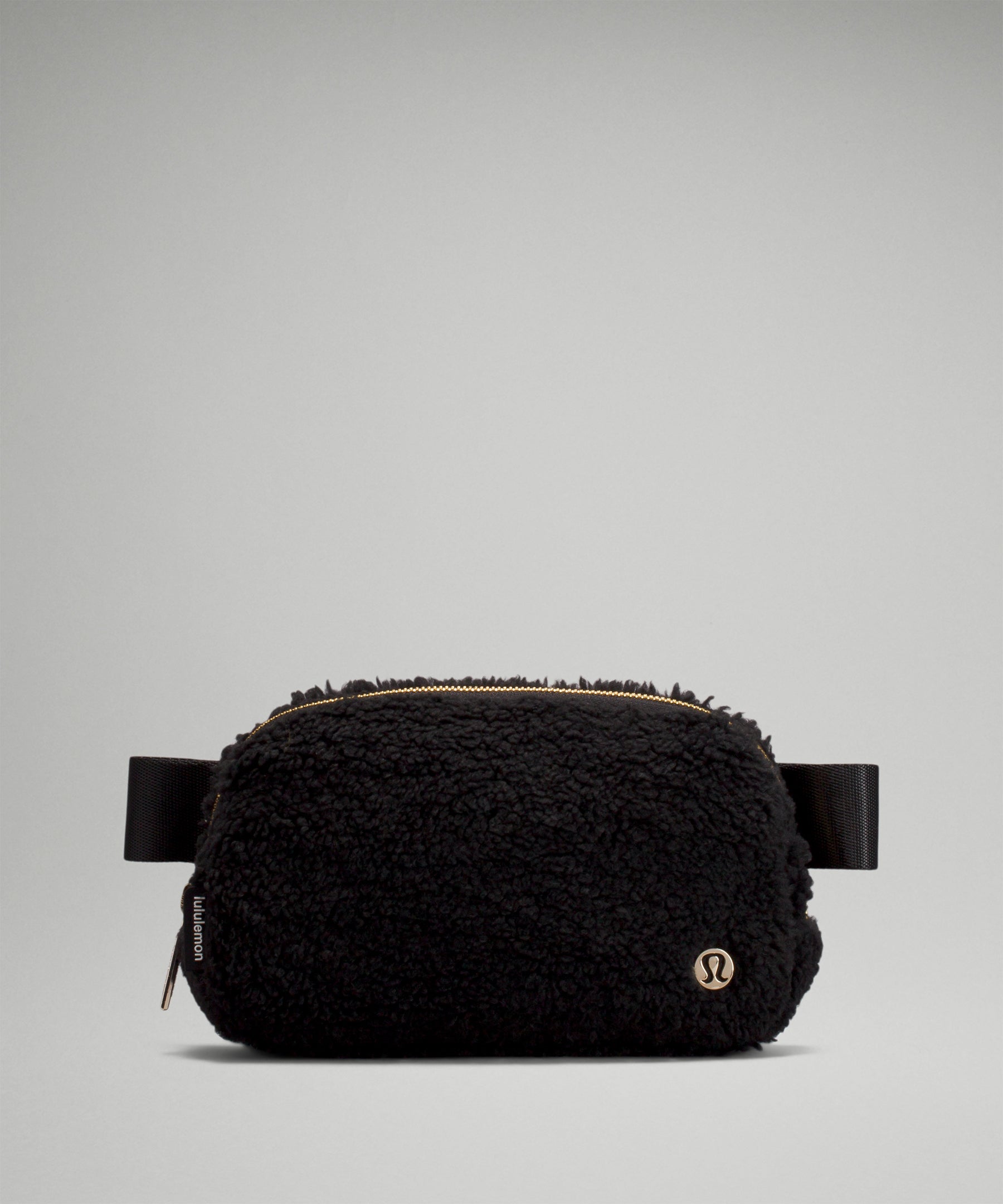Lululemon crossbody fuzzy Outlet