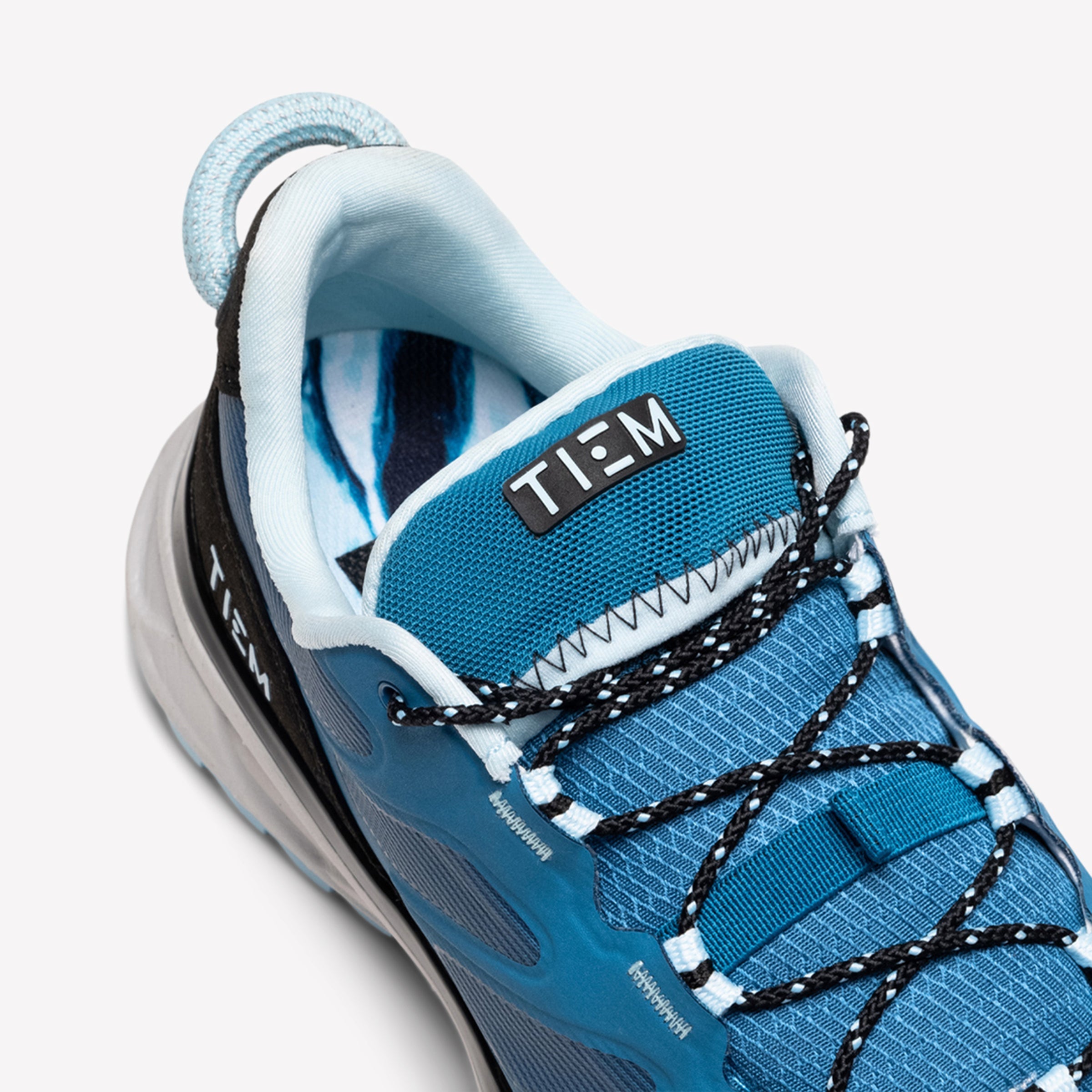 Via Cycling Shoe