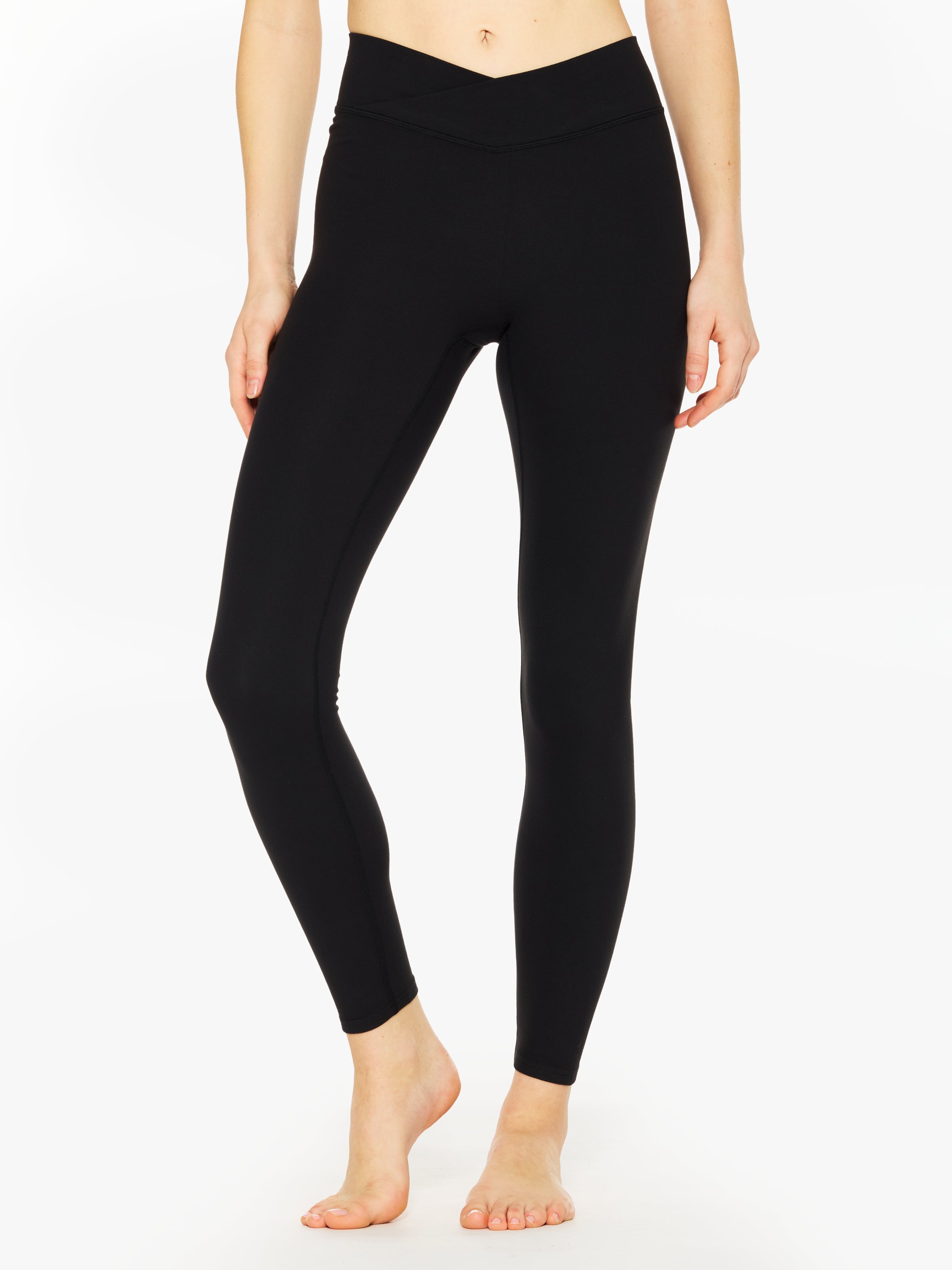 【新品】On Tights Long Lumos 1 L グレー値下げ！ On Tights Long Lumos – The Shop at Equinox