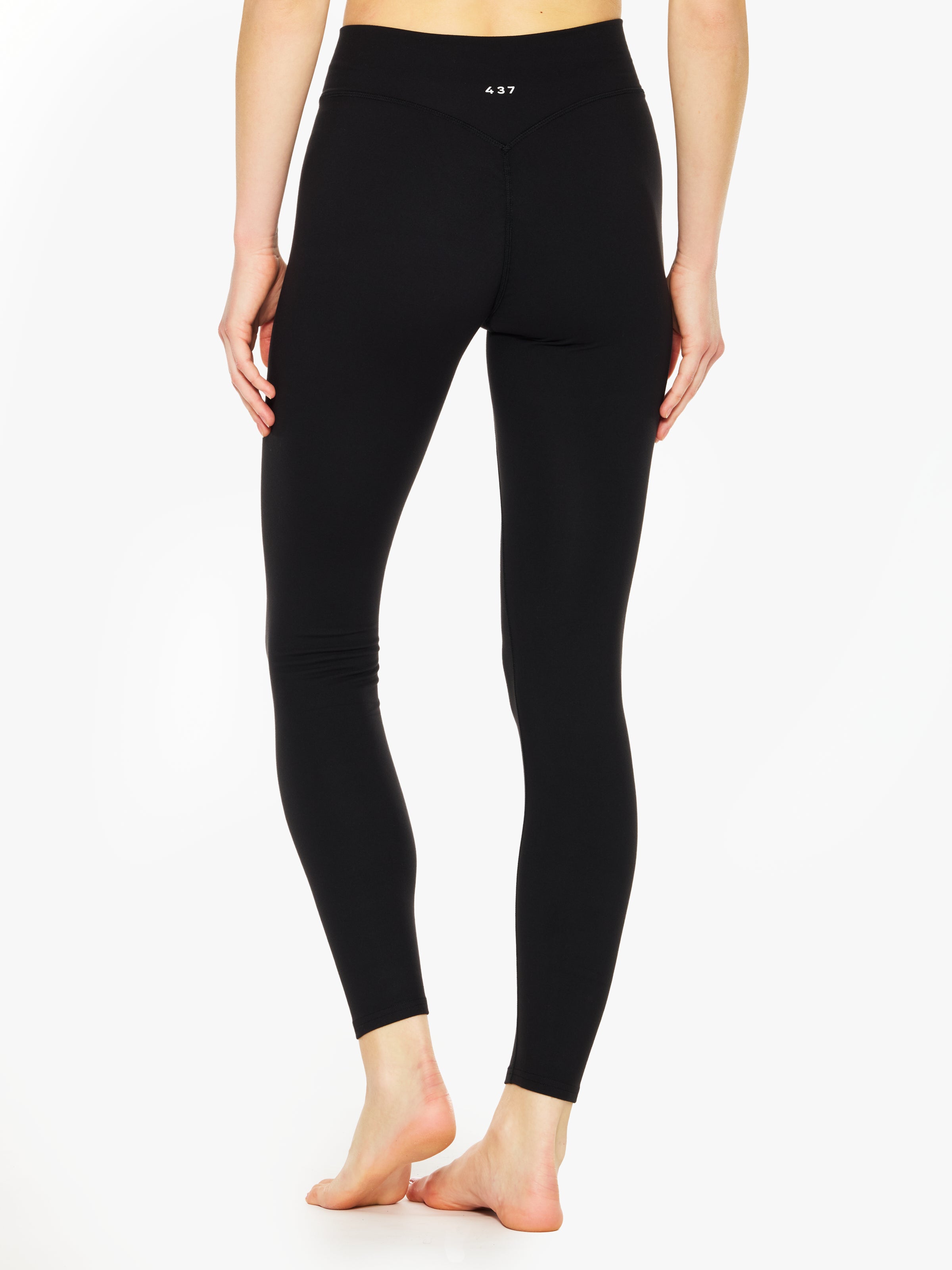437 The V Legging