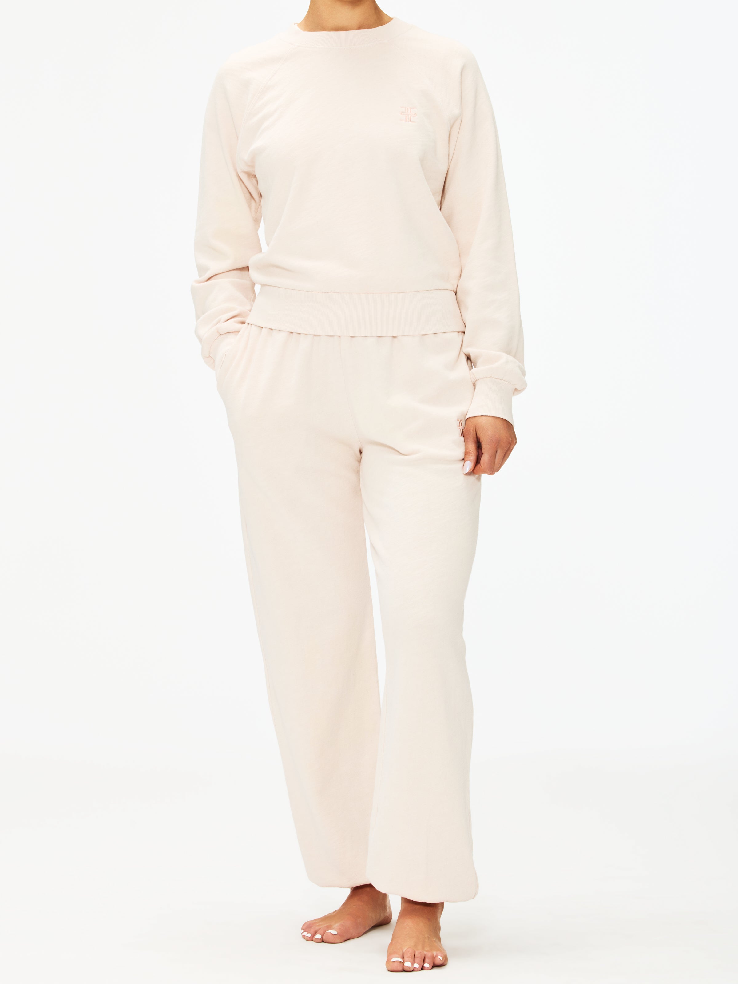 Eterne Shrunken Raglan Sweatshirt