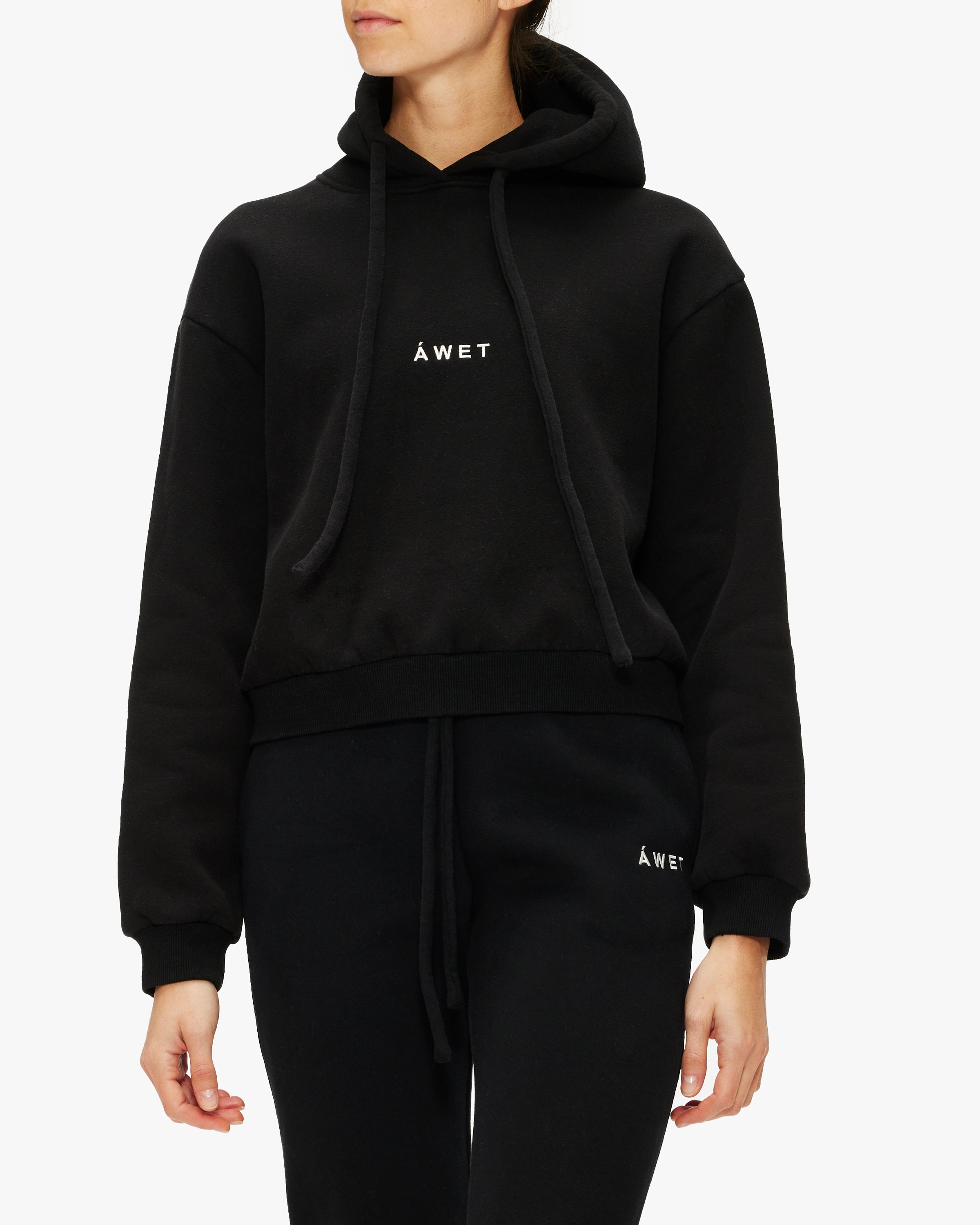 Áwet Exclusive G. District Cropped Hoodie