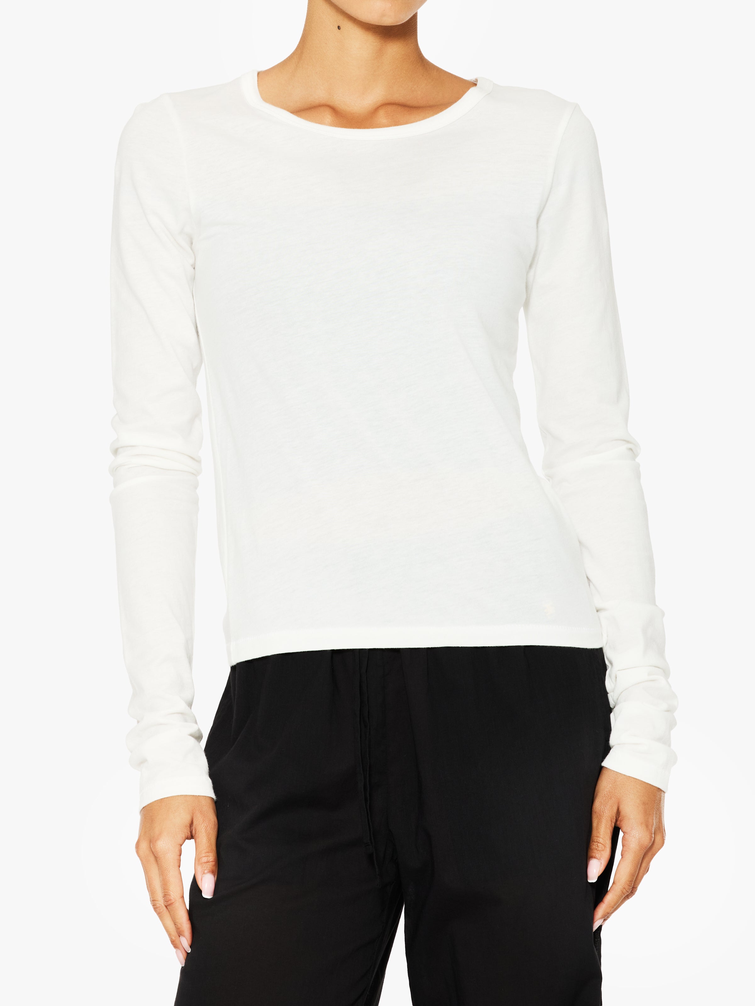 Eterne Fitted Crewneck Long Sleeve T-Shirt