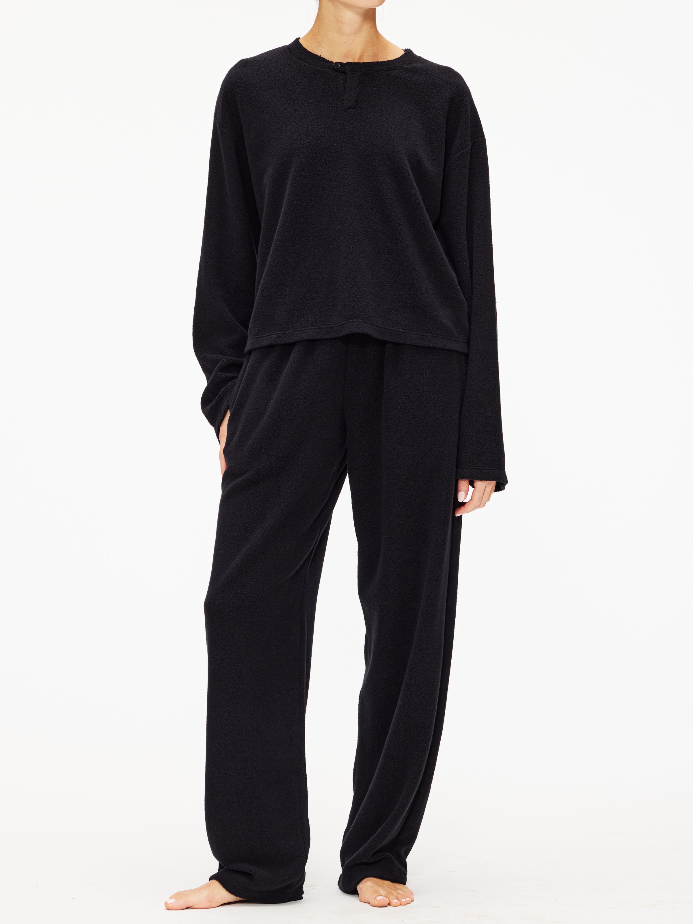 Leset Teddy Henley – The Shop at Equinox
