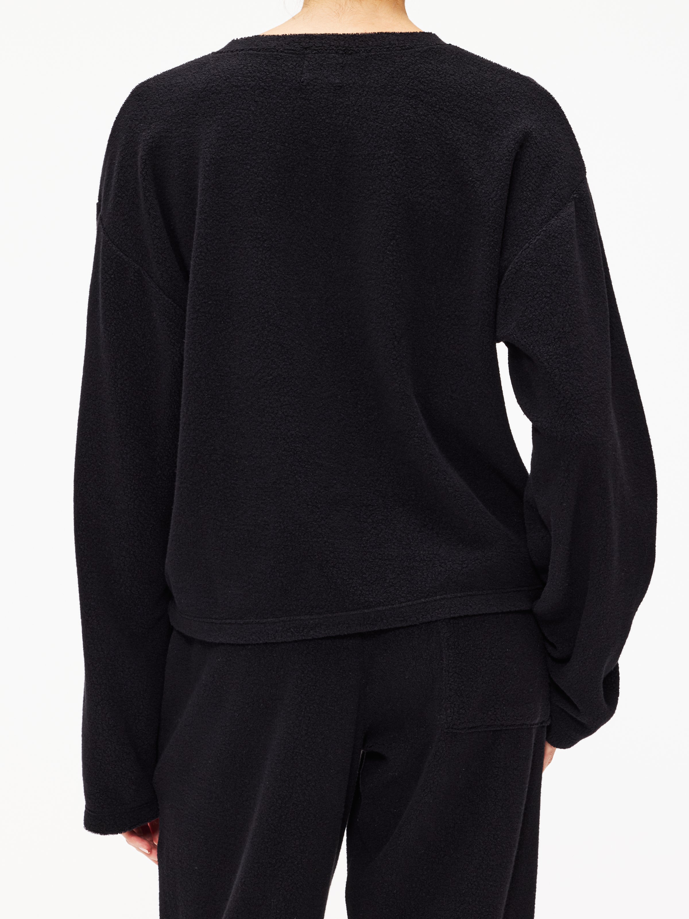 Eterne Cropped Half-Zip Sweatshirt – The Shop at Equinox