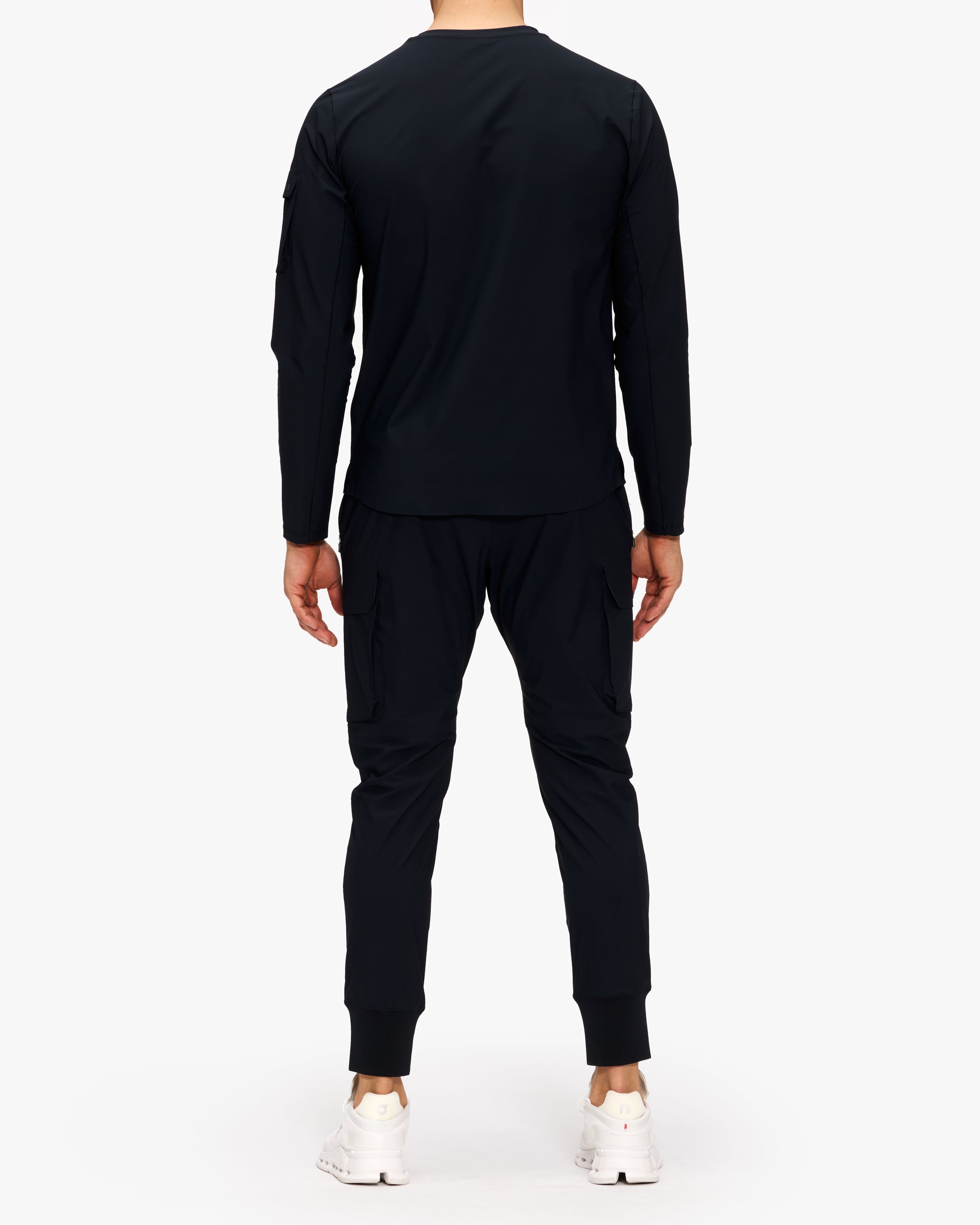 Equinox Tech Cargo Long Sleeve Crew Neck – The Shop at Equinox