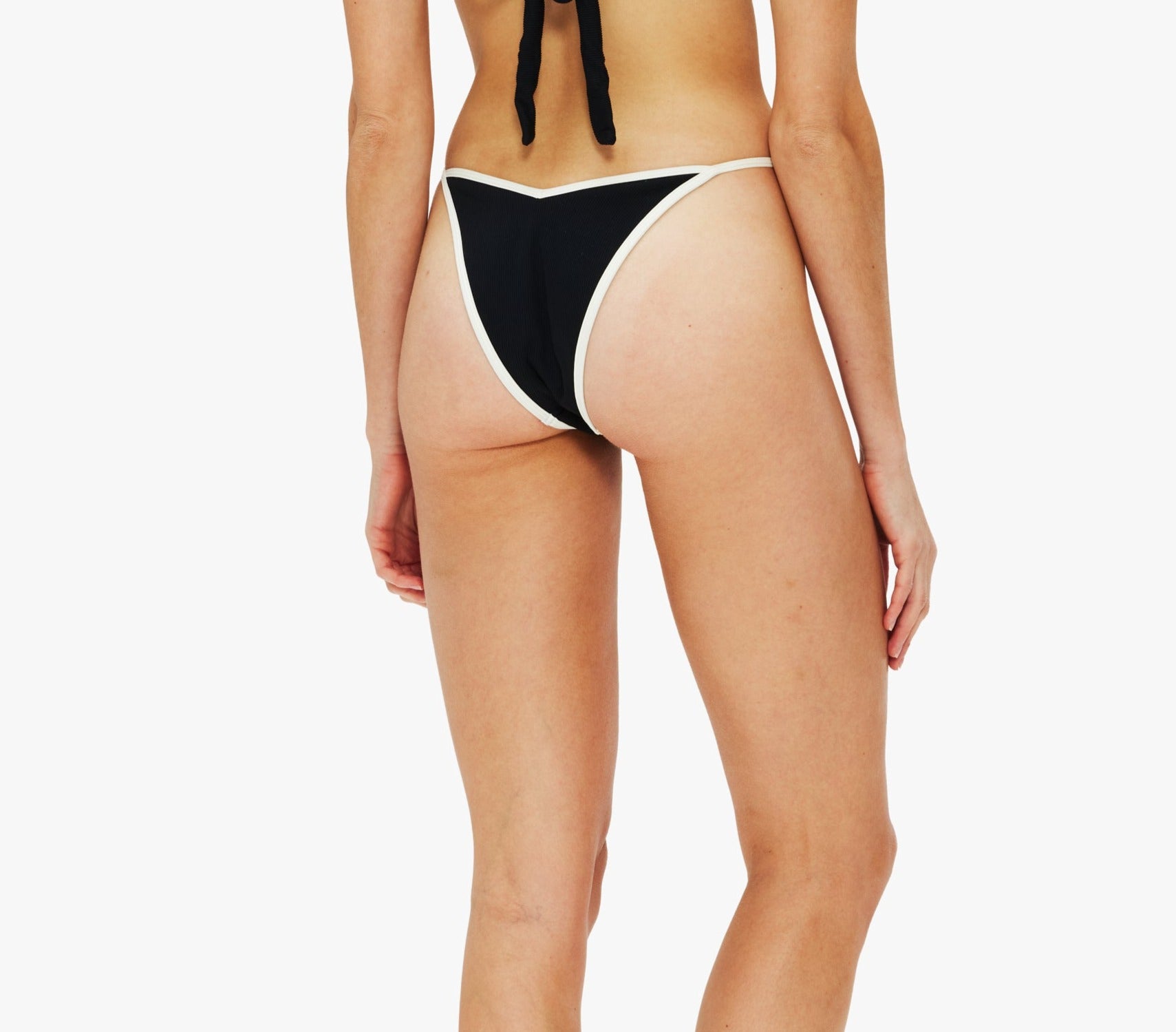 コスモポリタン　スイムスーツissue Women's Chlorine Resistant Square Neck Halter Tankini