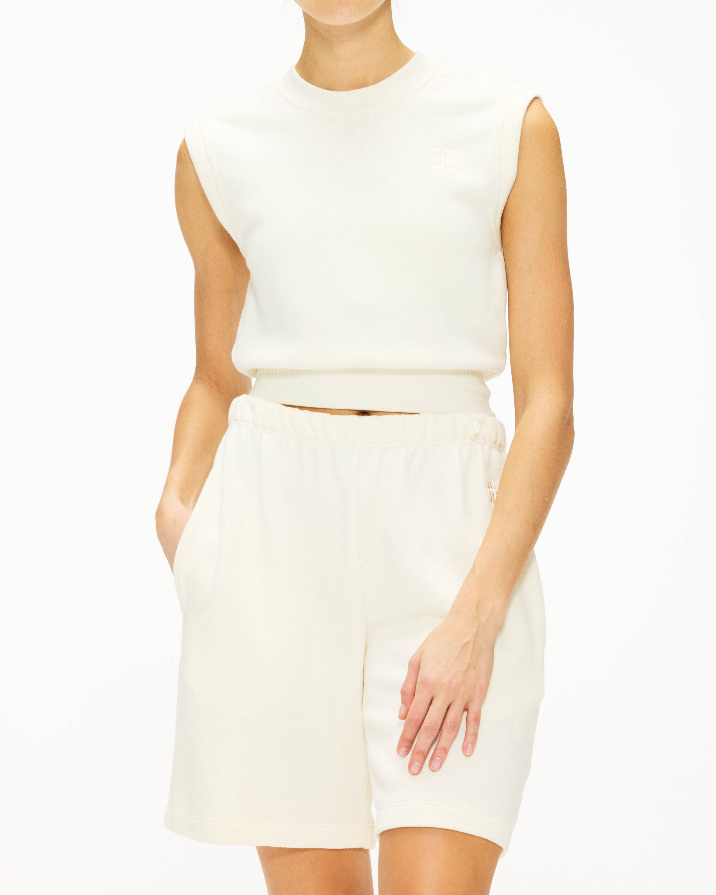 Eterne Sleeveless Crewneck Sweatshirt