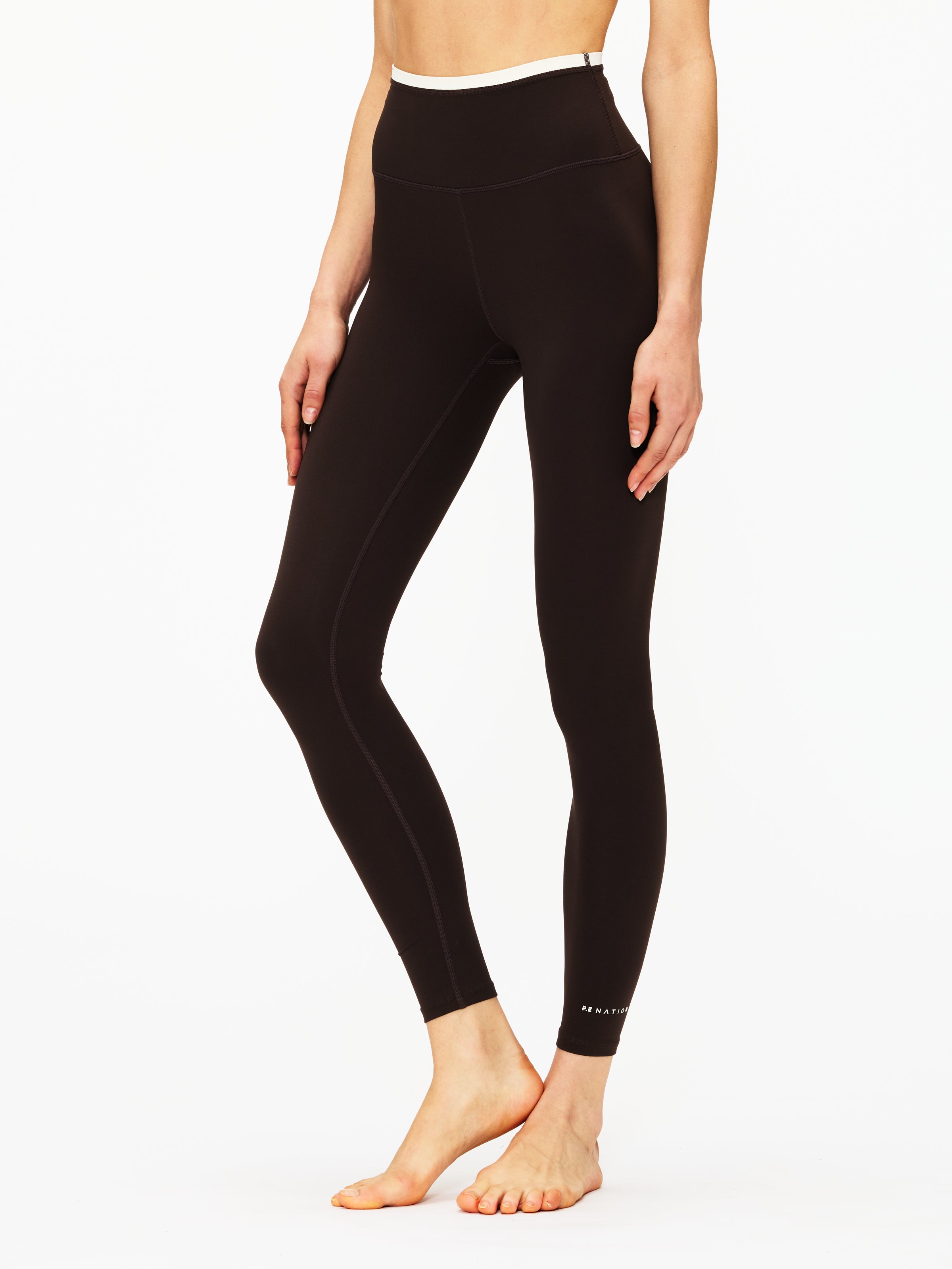 On Tights Long Lumos – The Shop at Equinox