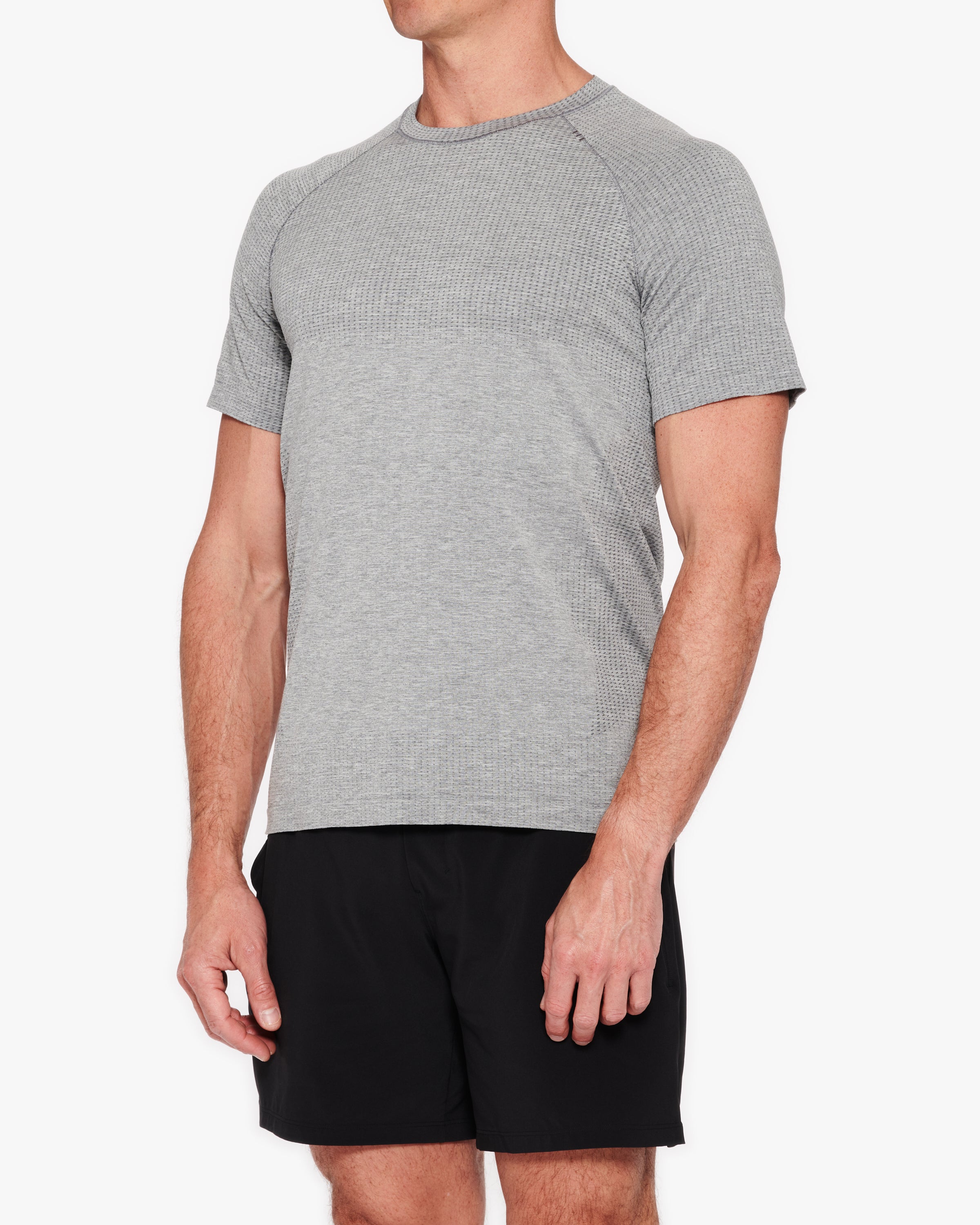 Lululemon Metal Vent Tech Short Sleeve 2.5