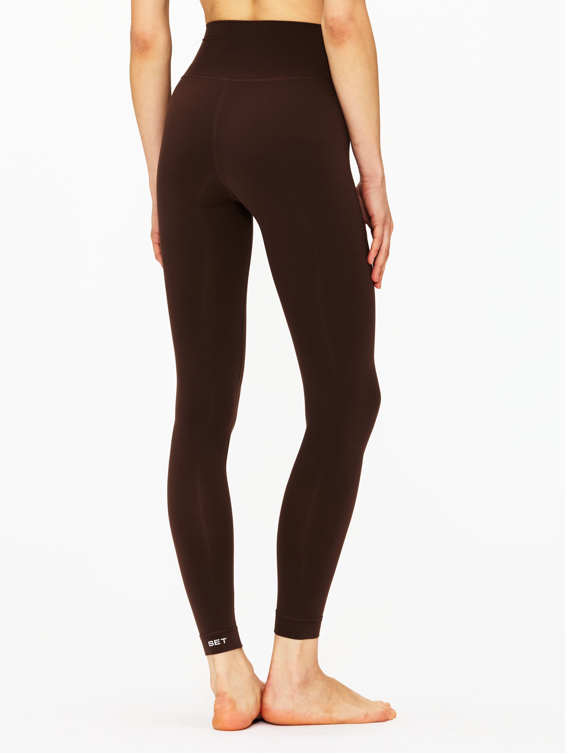 Set Active – The Shop at Equinox