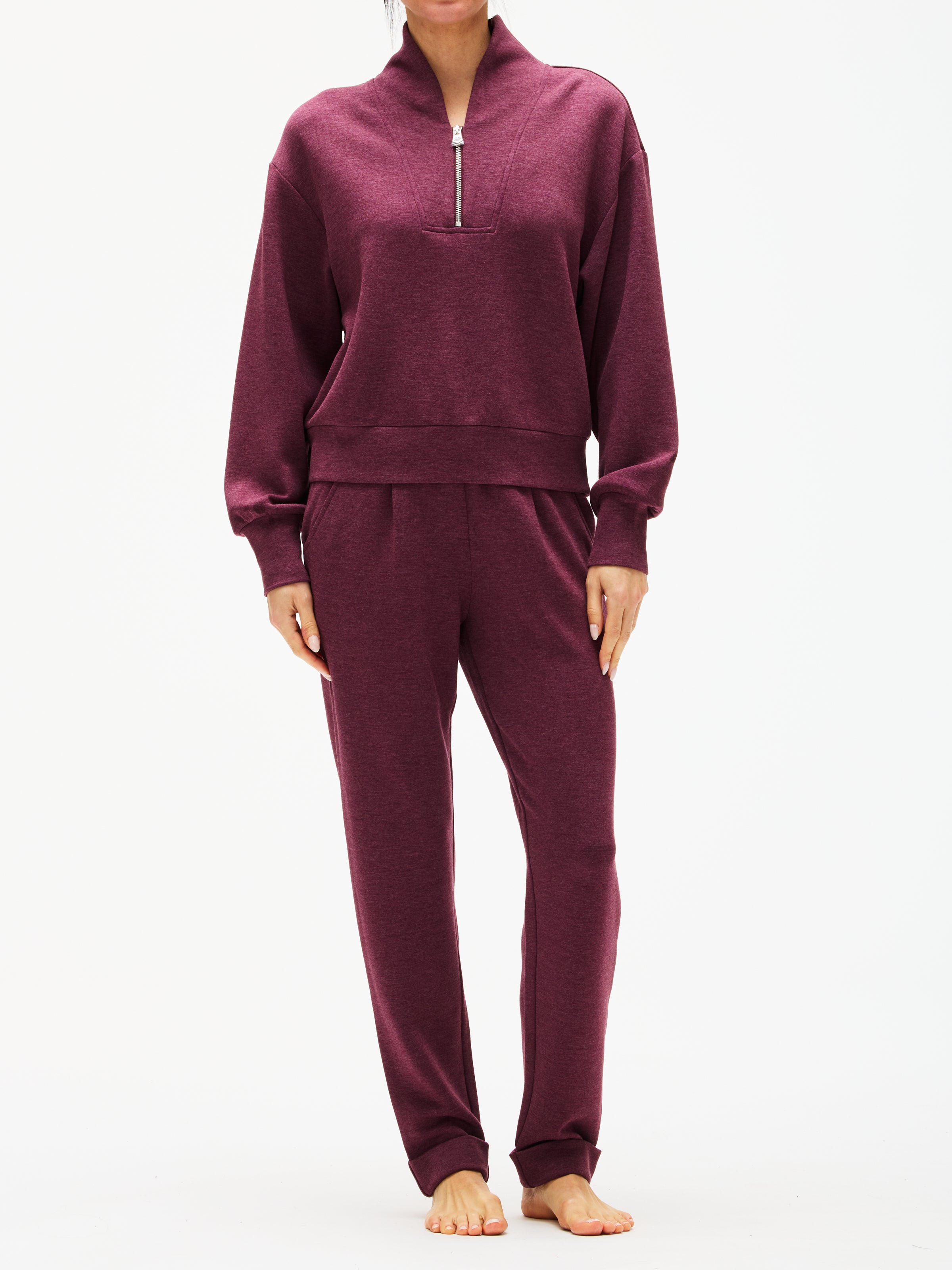 STAMMBAUM DEVISION クルーネック SWEAT Family Time Crew ∣ TravisMathew