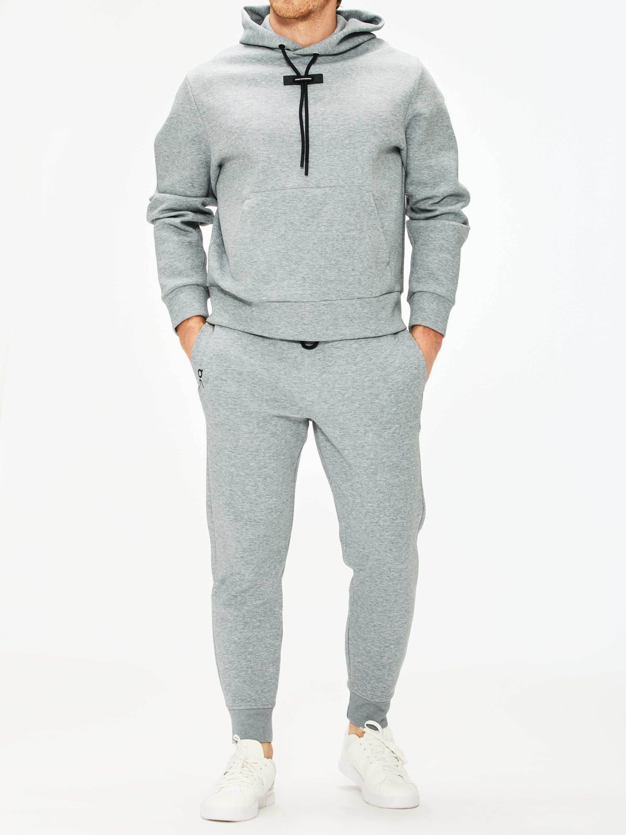 On Focus Tech Sweatpants – The Shop at Equinox