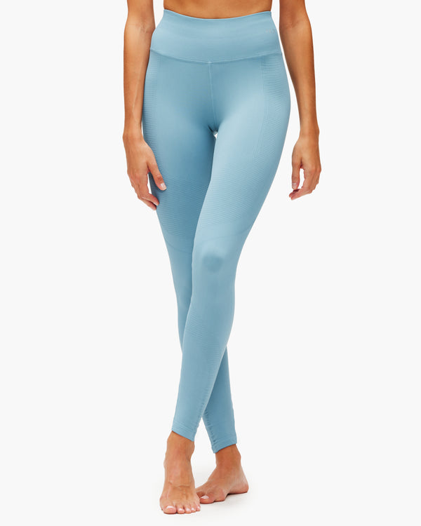 Nux Willow 7/8 Legging – The Shop at Equinox