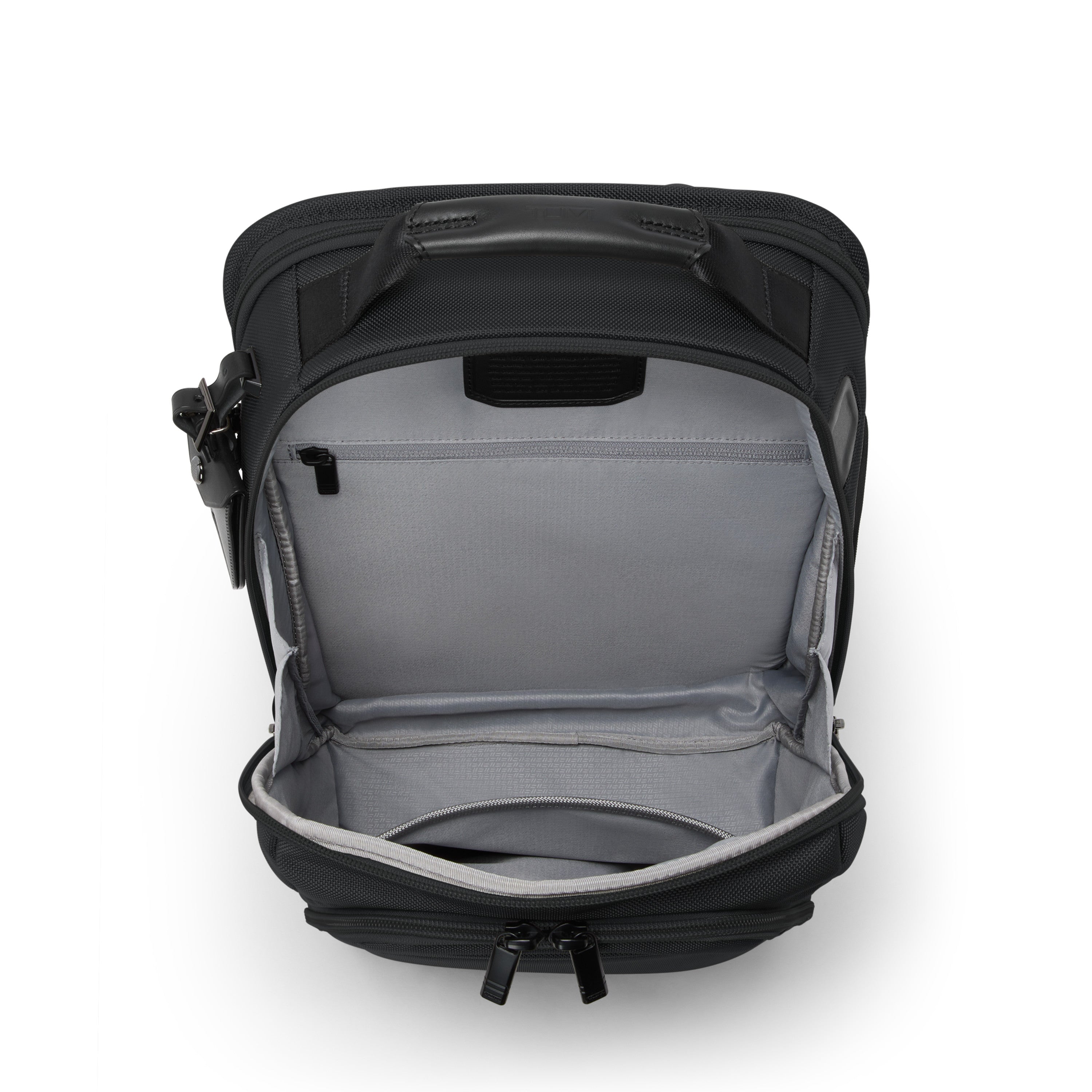 Tumi Medium 15” Exp Backpack – The Shop at Equinox