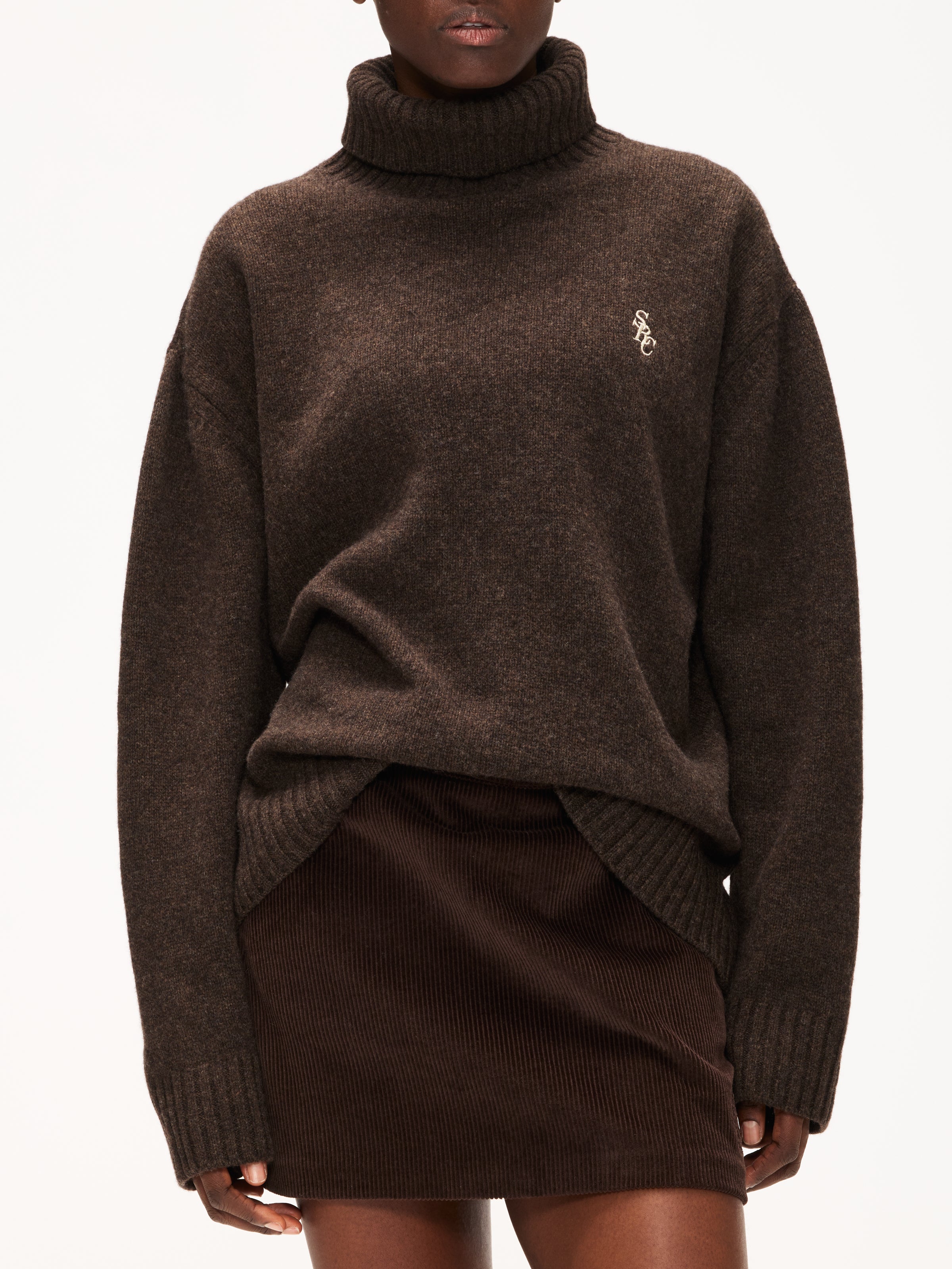 Sporty & Rich – The Shop at Equinox