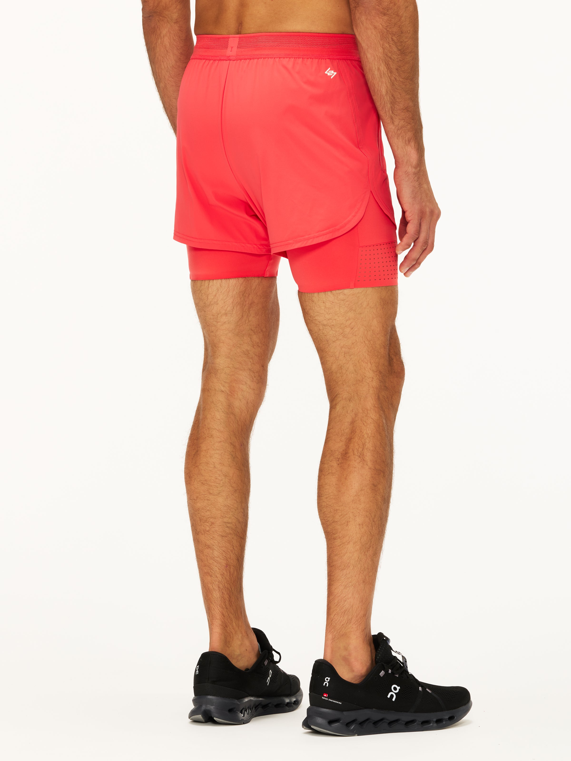 On Pace Shorts 7