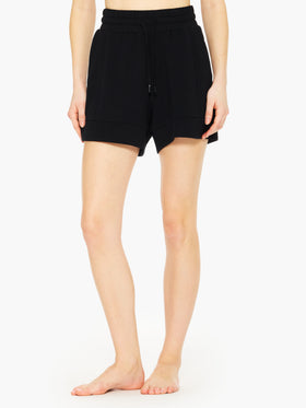 Varley Atrium High Riseshort 4.5"