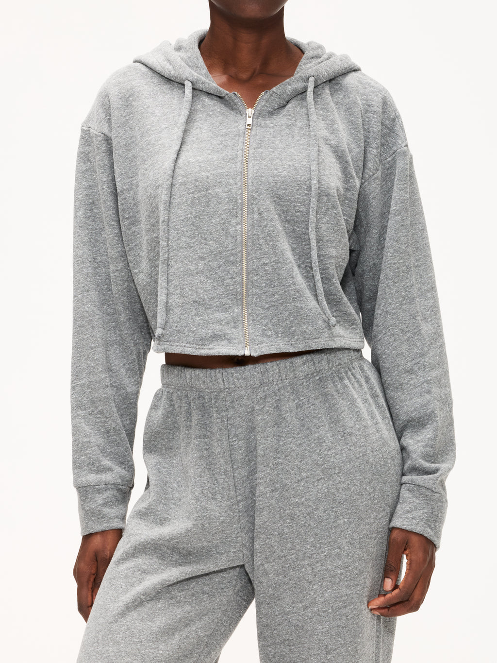 Year of Ours The Classic Zip Up Sweatshirt – The Shop at Equinox