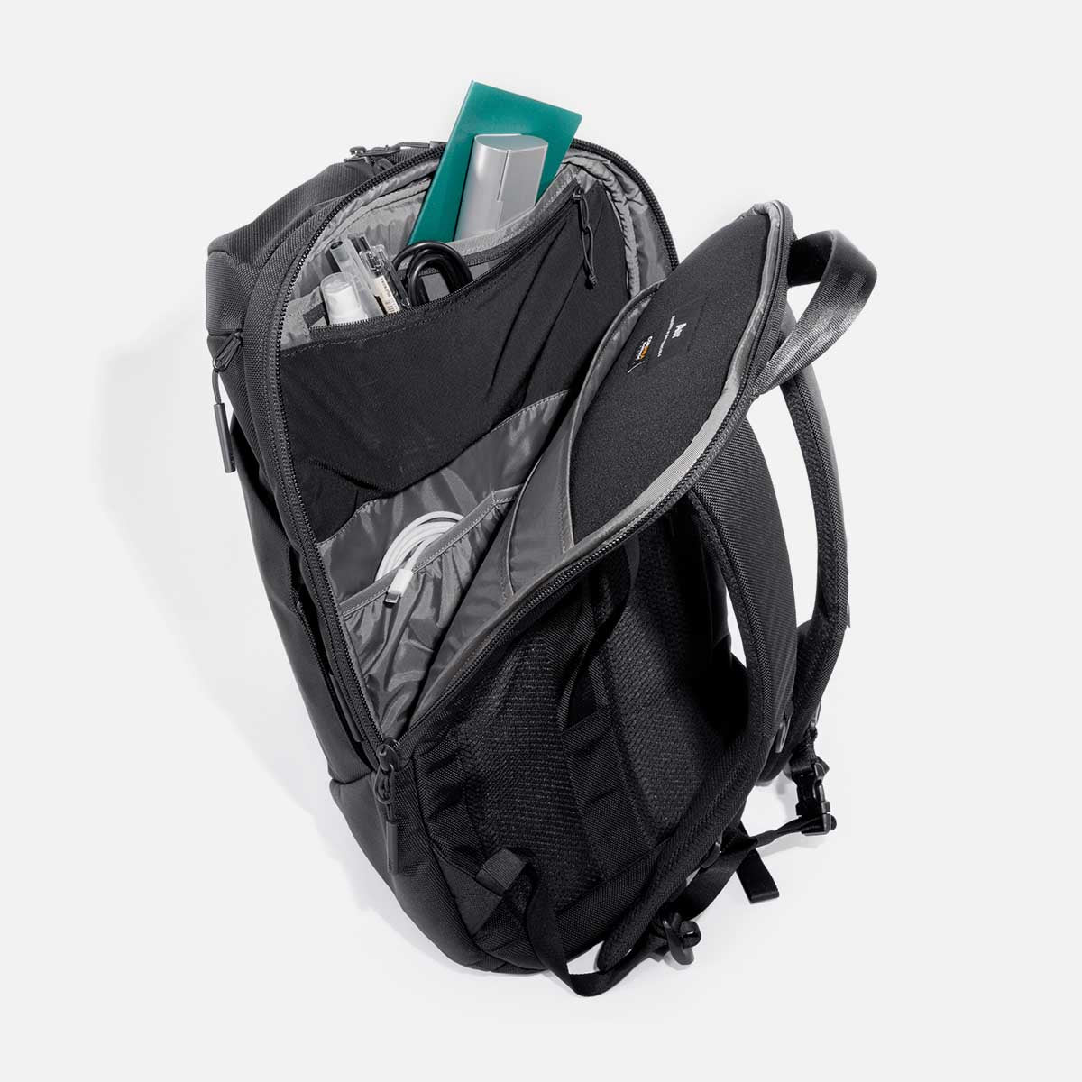 Duffel Pack 3 – The Shop at Equinox
