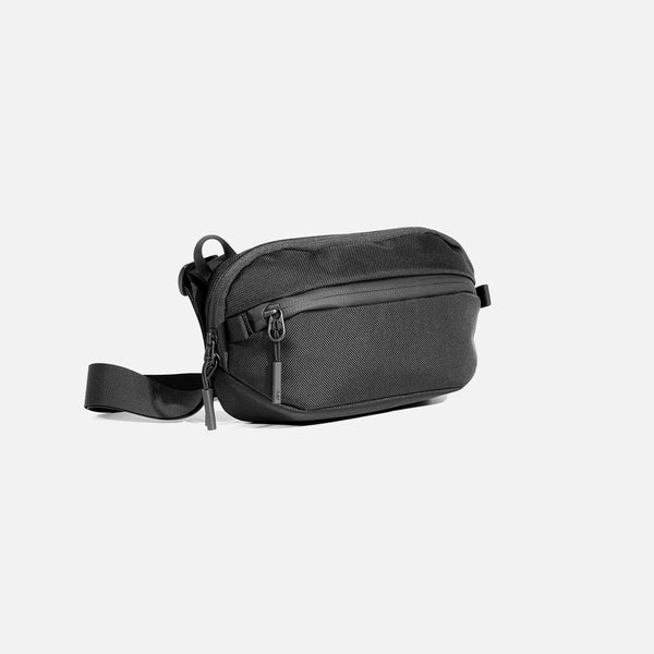 Day Sling 3 – The Shop at Equinox