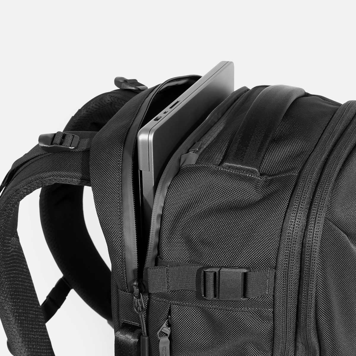 キキ Aer Travel Pack 3 Small Black Travel Pack 3 Small – Aer