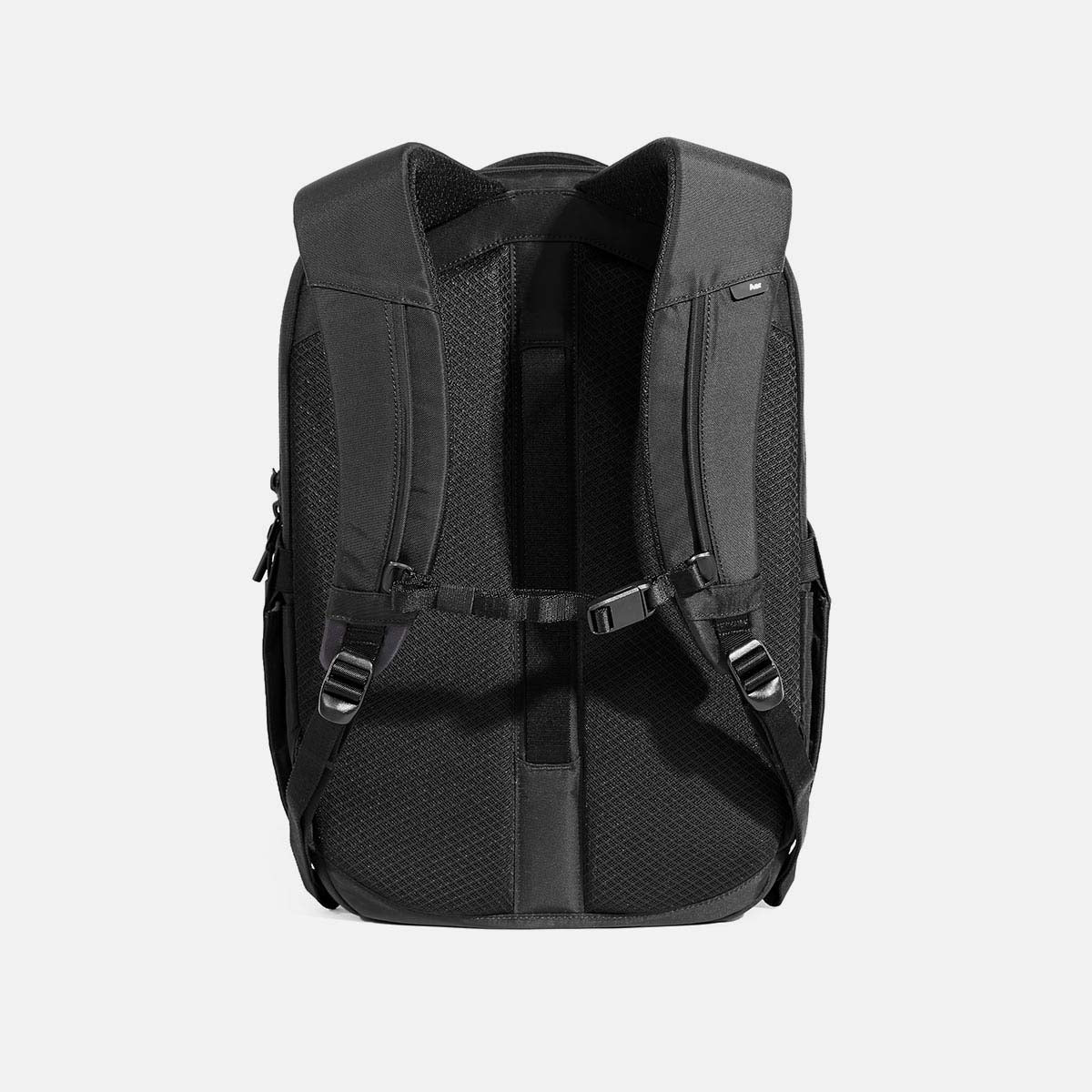 Pro Pack 20L – The Shop at Equinox