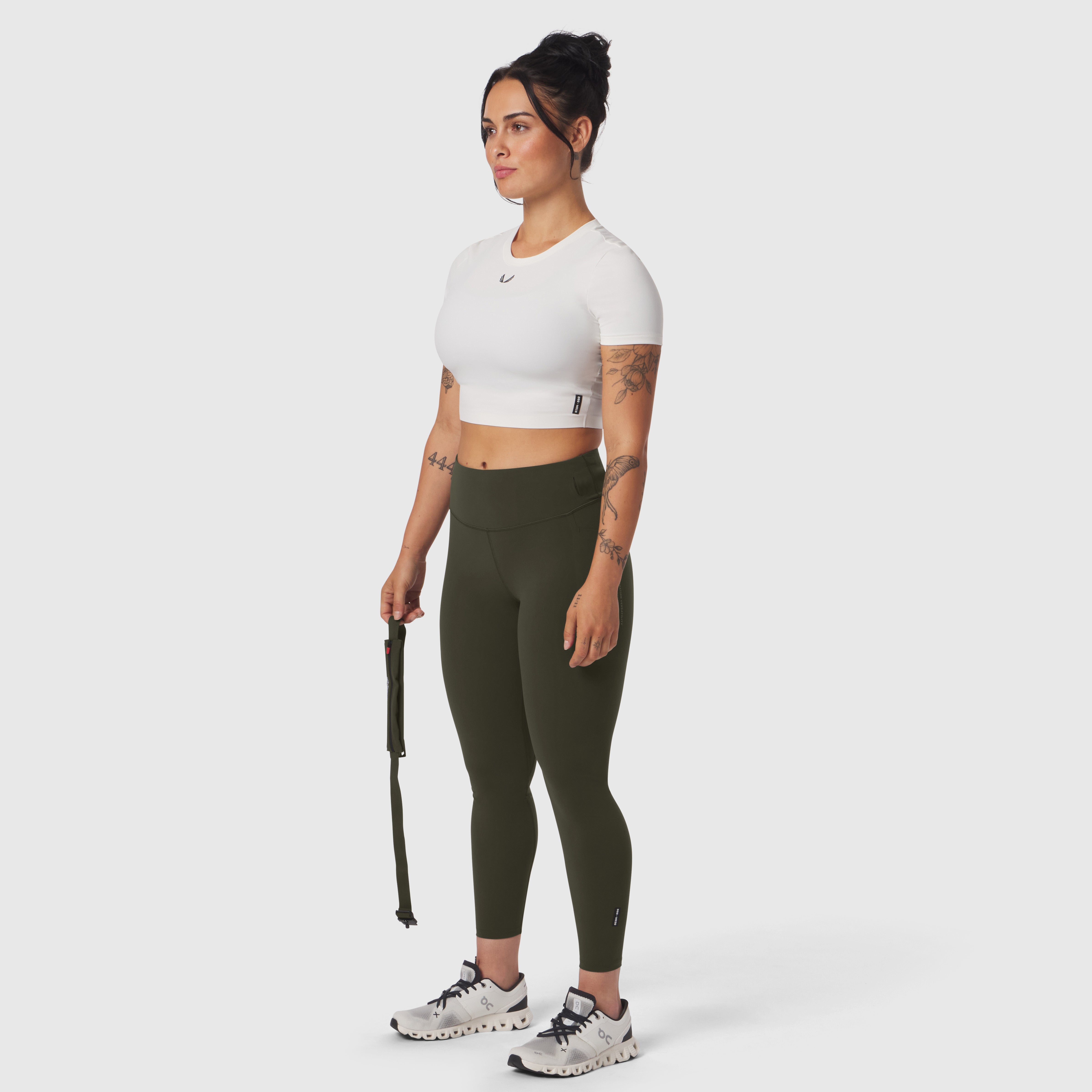 On Tights Long Lumos – The Shop at Equinox