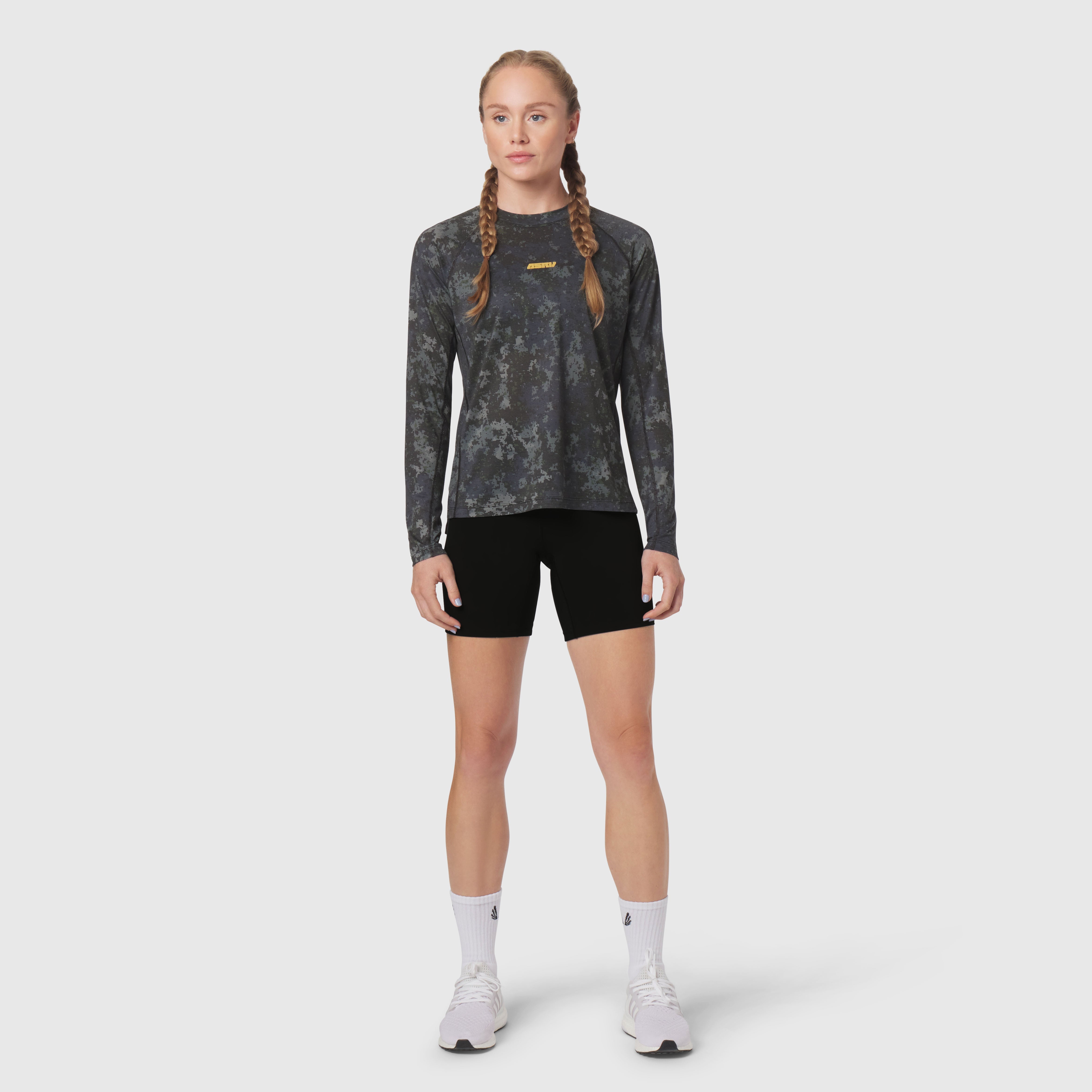 W052. Polartec® Delta Longsleeve - Pixel Camo