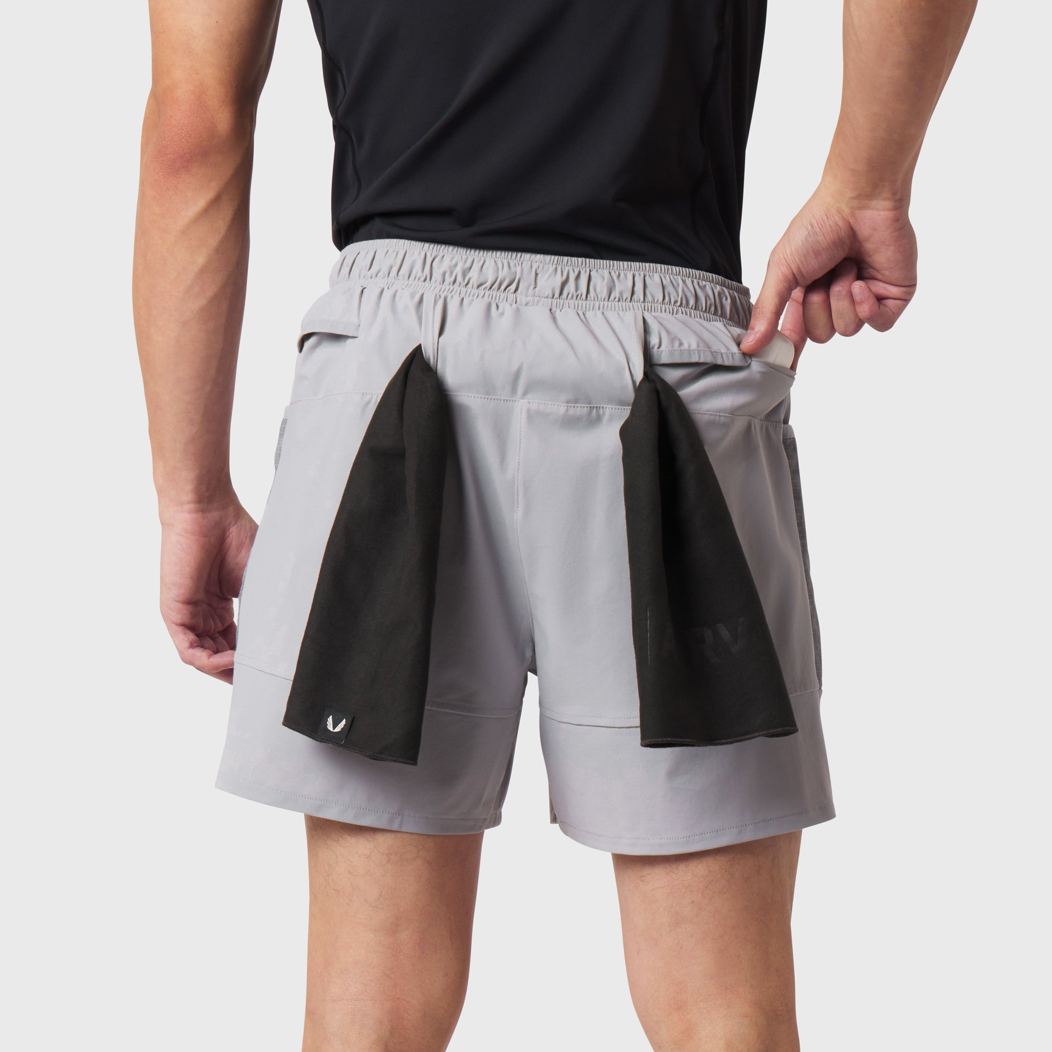 On Pace Shorts 7