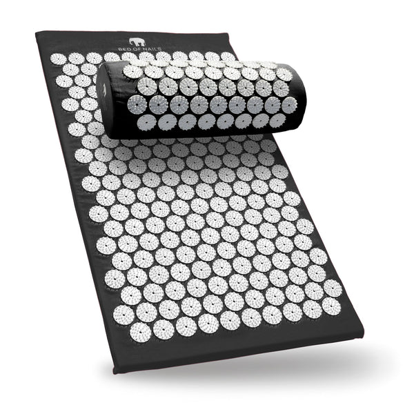 Bed Of Nails Acupressure Mat | Urban Outfitters 日本