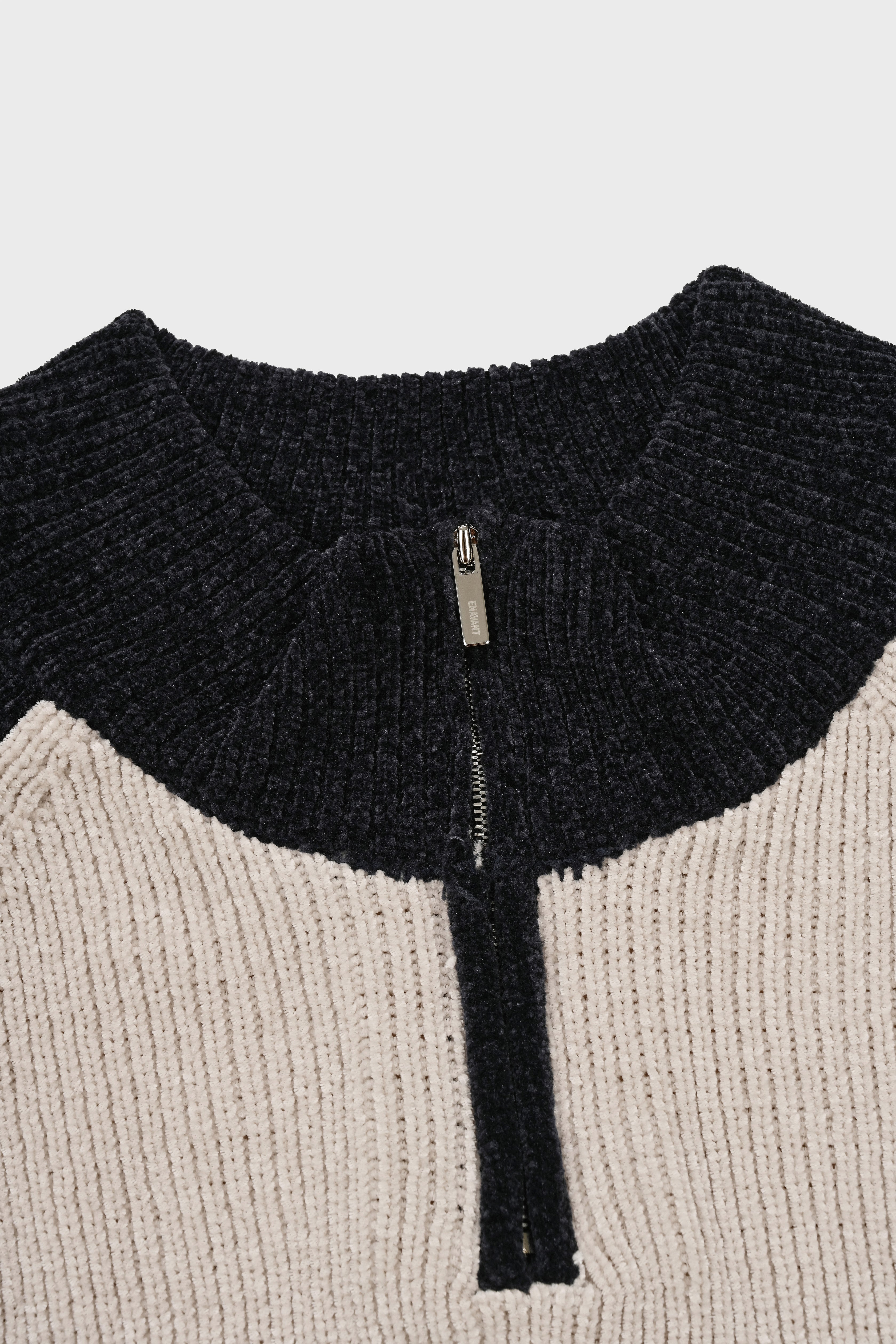 ENVT Cropped Half Zip-Up Knit Top