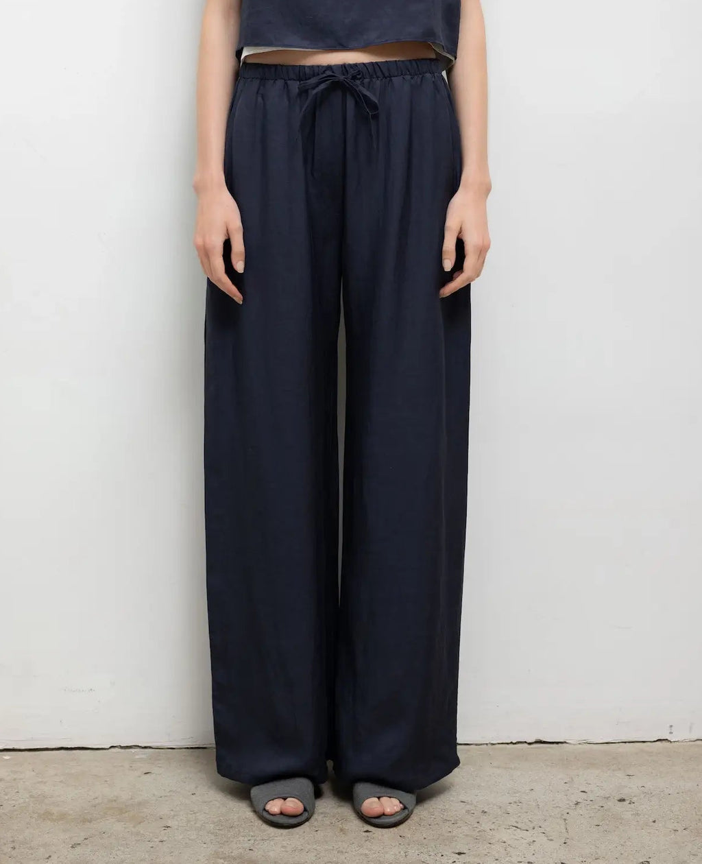 Leset Daniel Drawstring Pocket Pant – The Shop at Equinox