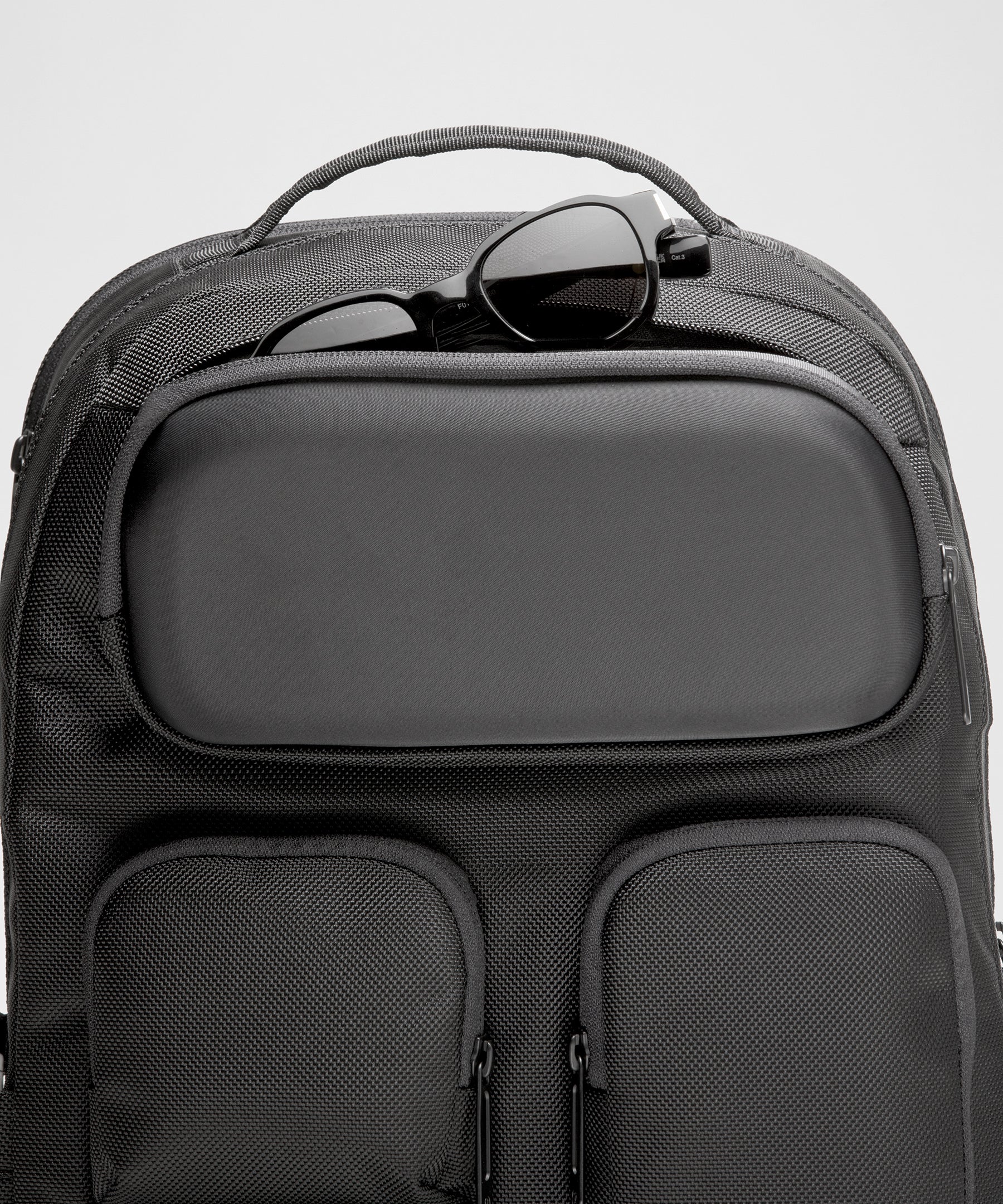 ルルレモン　パック　黒　多機能 Cruiser back pack Lululemon Cruiser Backpack – The Shop at Equinox