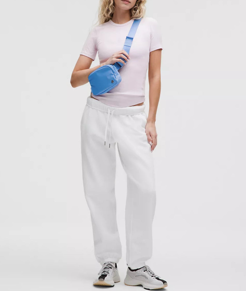 Lululemon Everywhere Belt Bag
