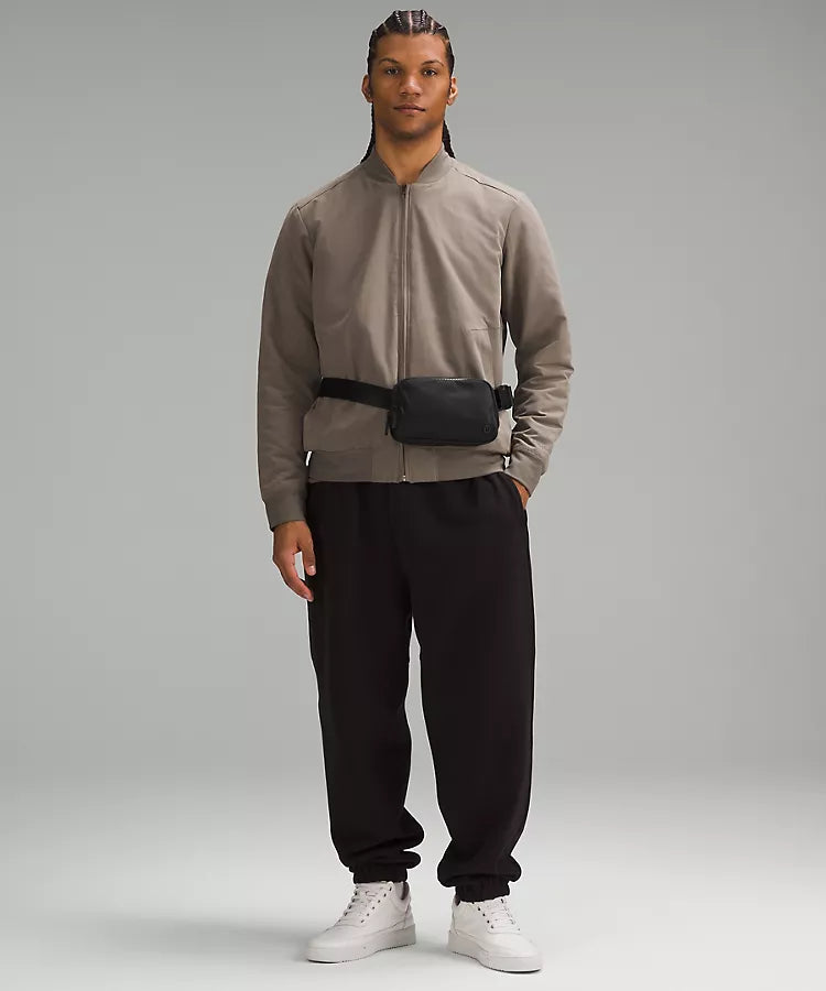 Lululemon Everywhere Belt Bag – The Shop at Equinox Lululemon Everywhere Belt Bag – The Shop at Equinox