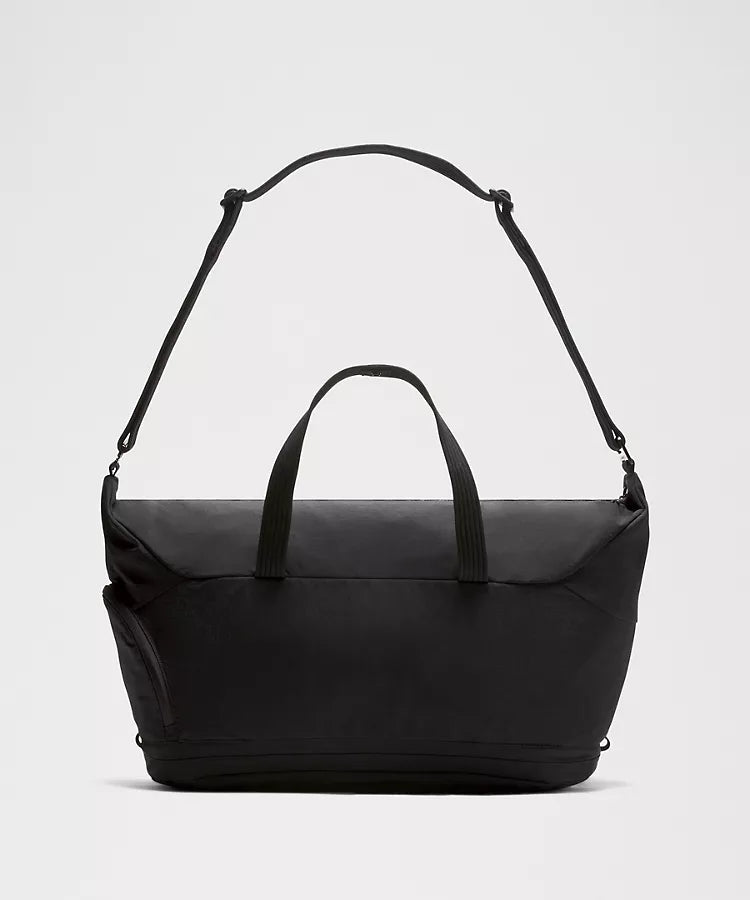 Lululemon 3-in-1 Gym Duffle Bag 30L
