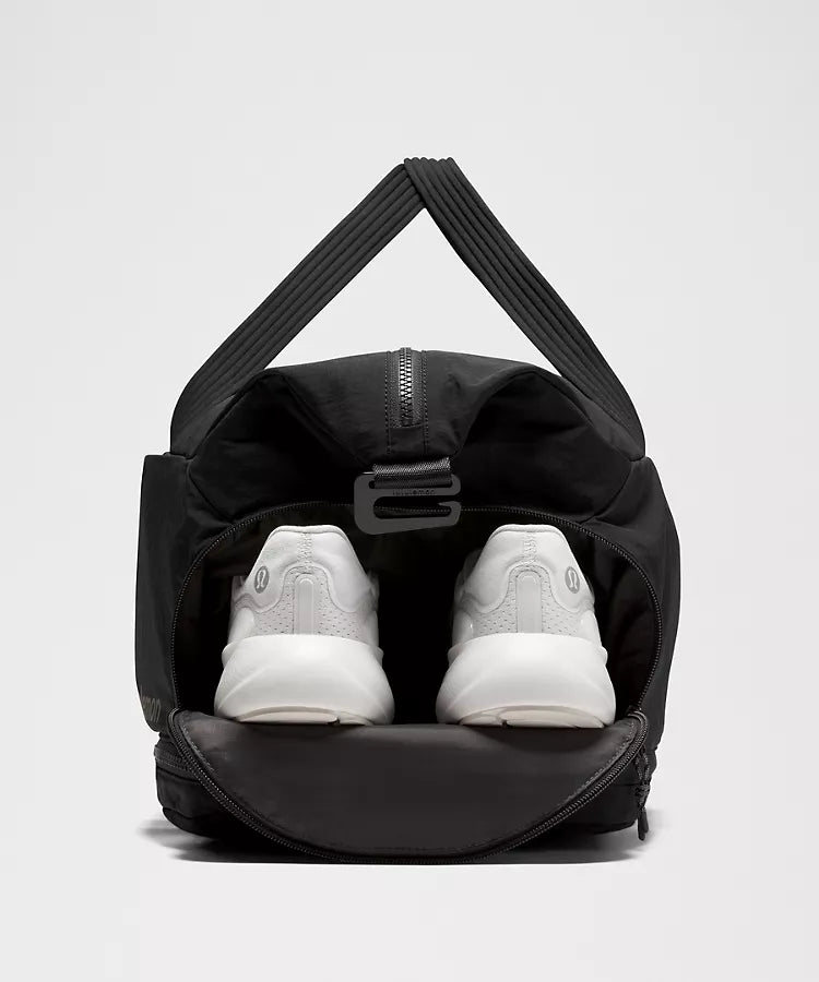 lululemon gym bag small Reusable Tote (This is Yoga, Black) Great for hauling groceries or gym clothes Lululemon Gym Duffle Bag