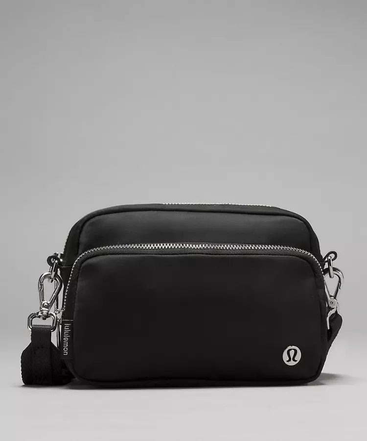 Lululemon Everywhere Crossbody Bag 2L Metal Hardware – The Shop at Equinox