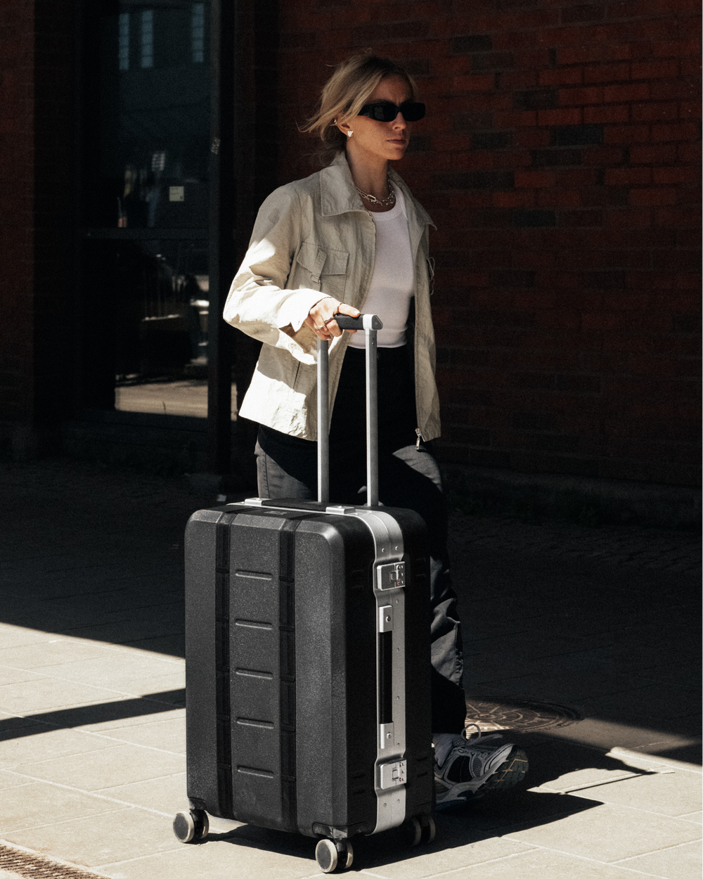 DB Journey Ramverk Pro Check-in Luggage Medium