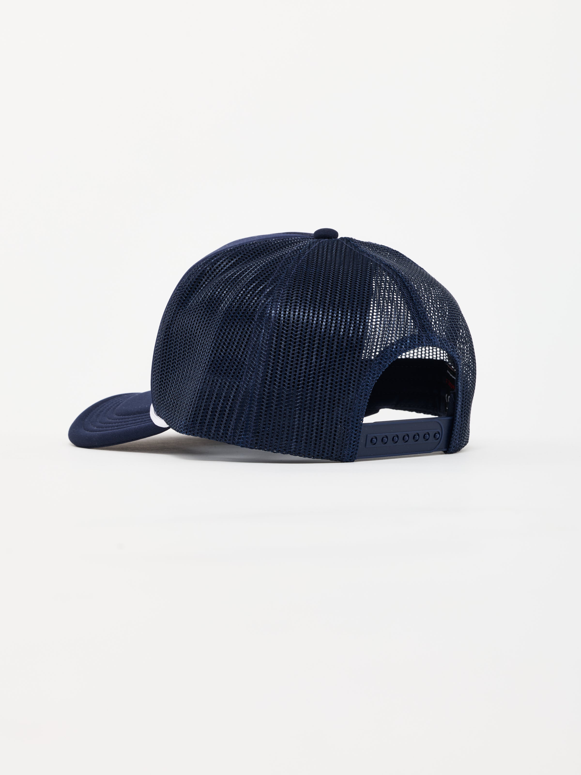 EQUINOX - ACCESSORIES – The Shop at Equinox