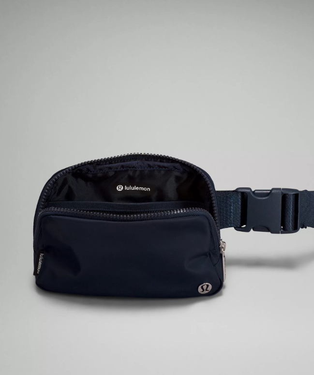 Lululemon Everywhere Belt Bag