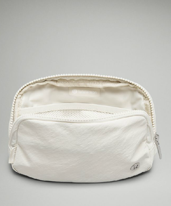 Lululemon Everywhere Belt Bag