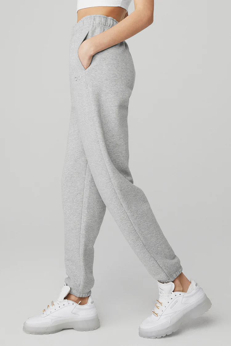 Alo Yoga Accolade Unisex Sweatpant