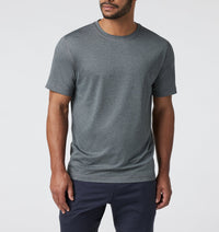 Vuori Elevate Kore Short 7.5" Lined