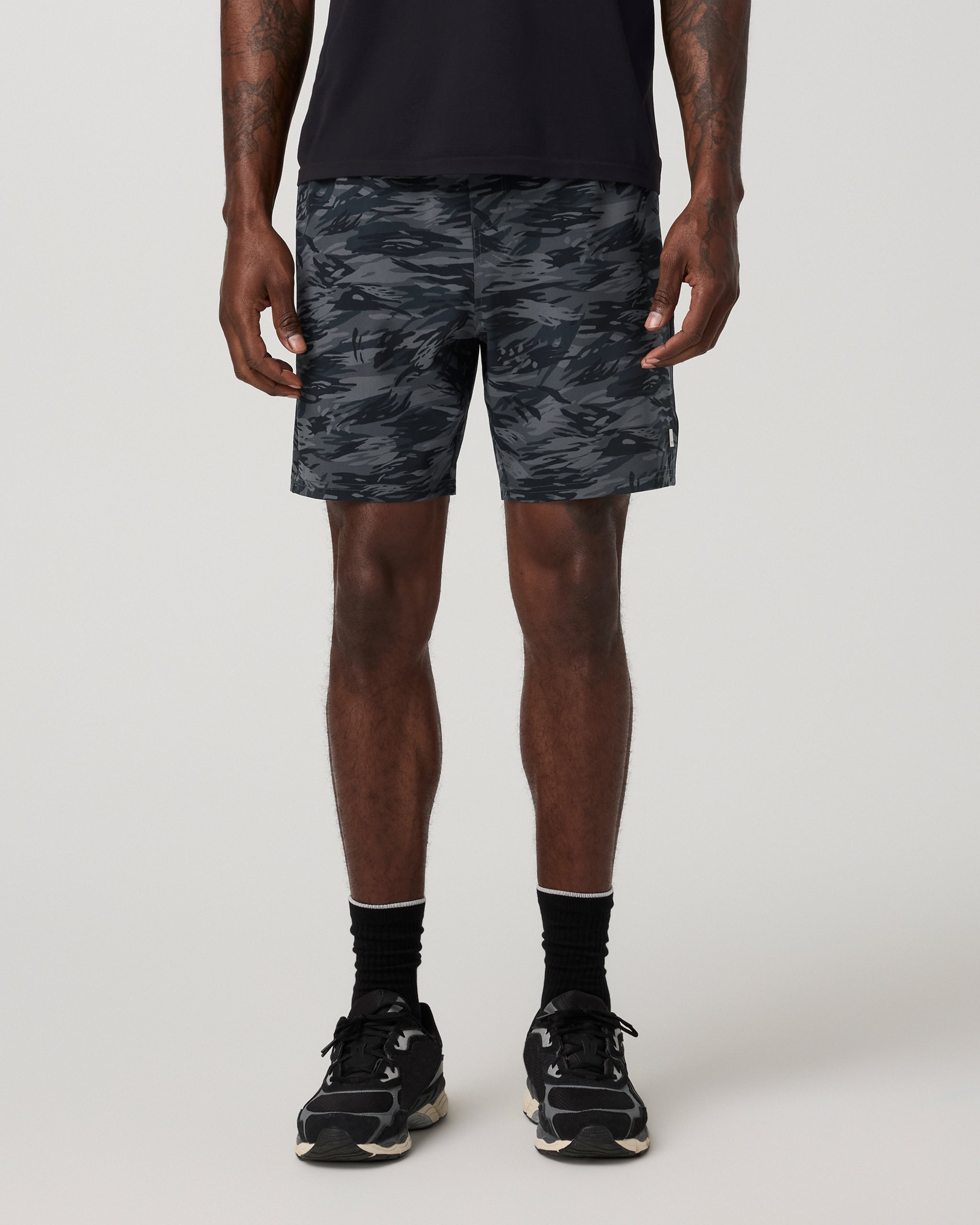 Vuori Banks Session Short Unlined 7"